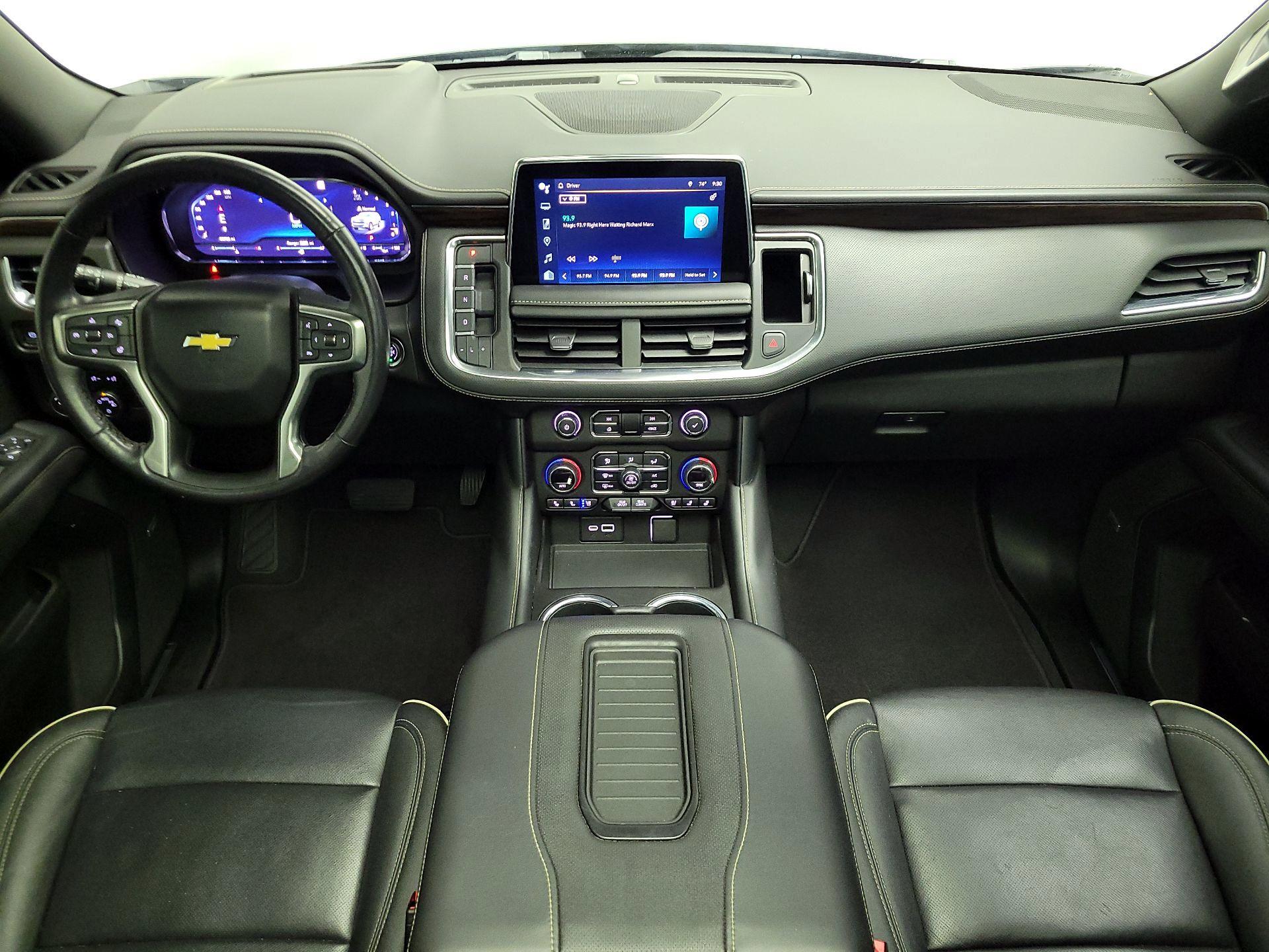 Thumbnail: 2022 Chevrolet Suburban - 9