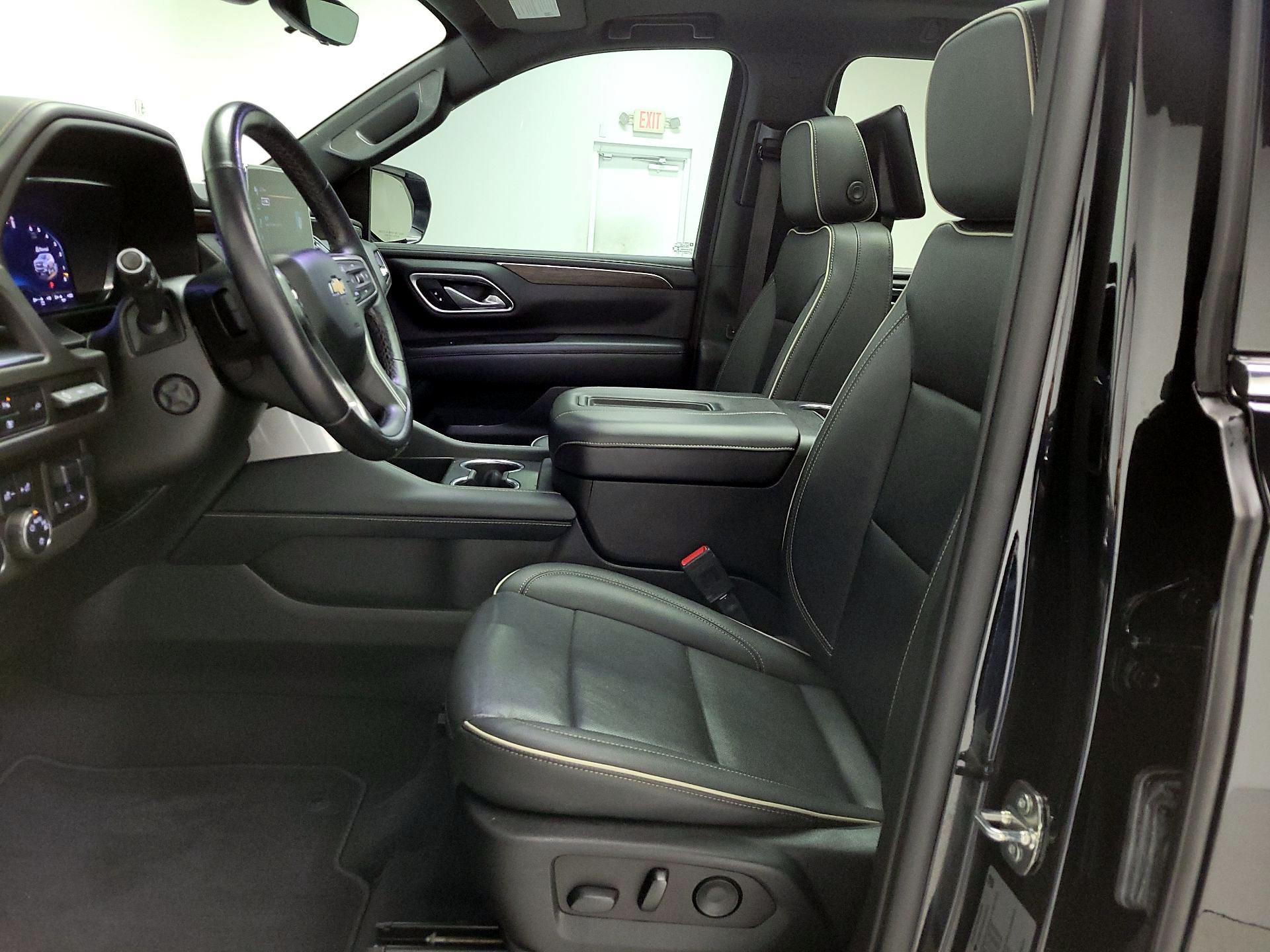 Thumbnail: 2022 Chevrolet Suburban - 11