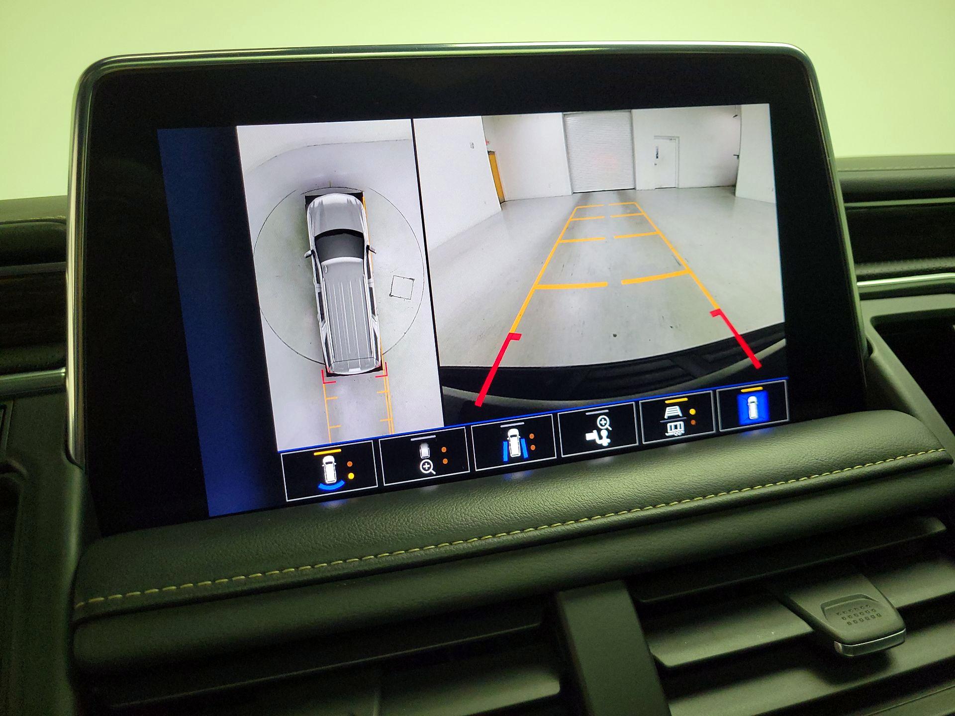 Thumbnail: 2022 Chevrolet Suburban - 15