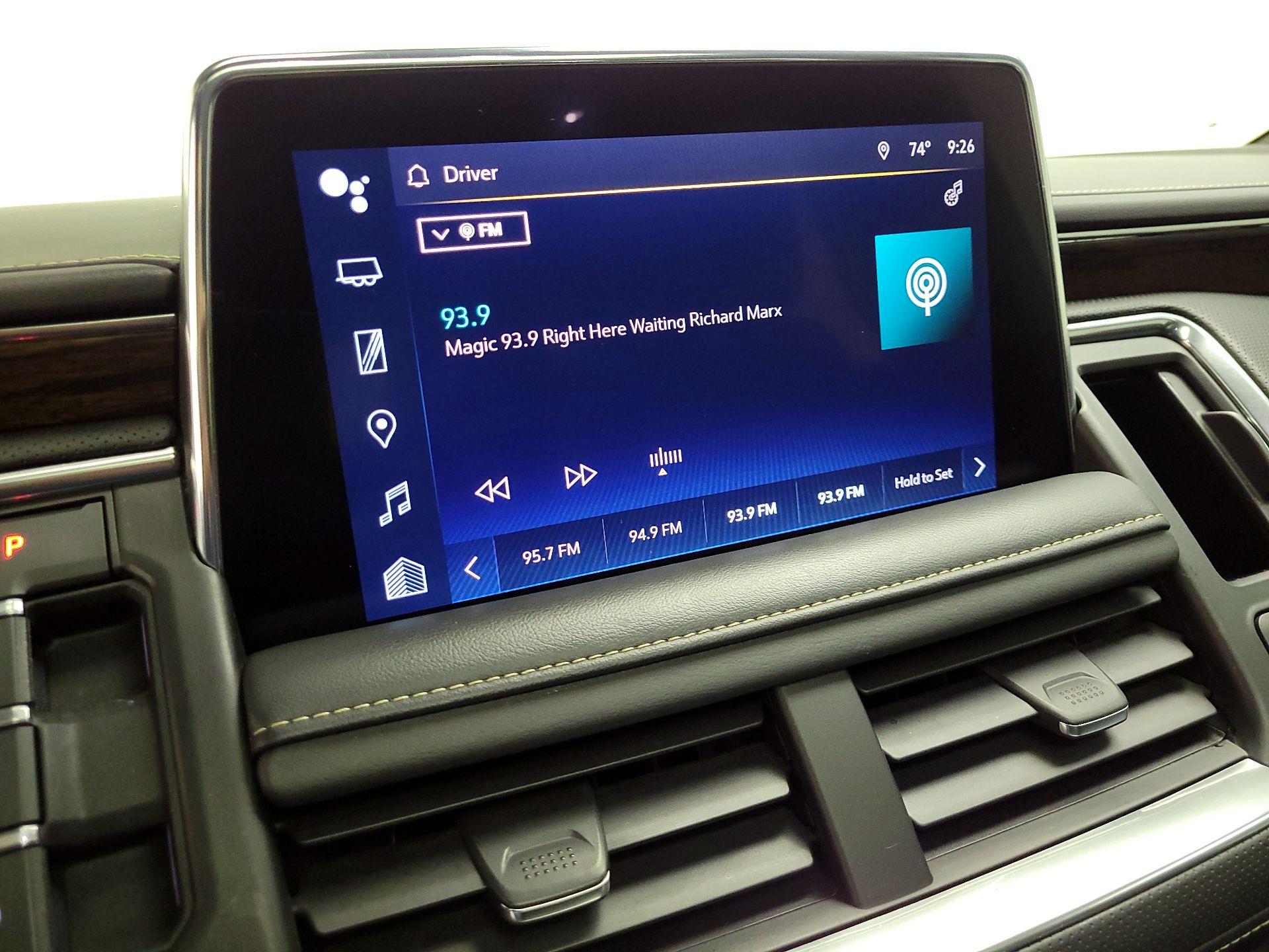 Thumbnail: 2022 Chevrolet Suburban - 16