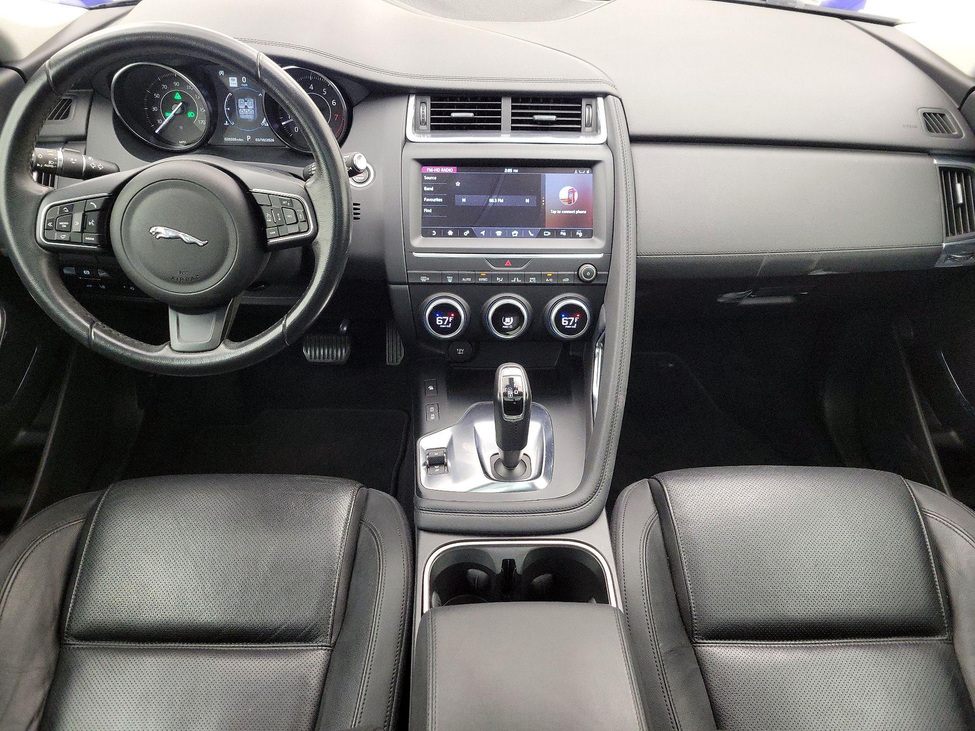 Thumbnail: 2018 Jaguar E-Pace - 9