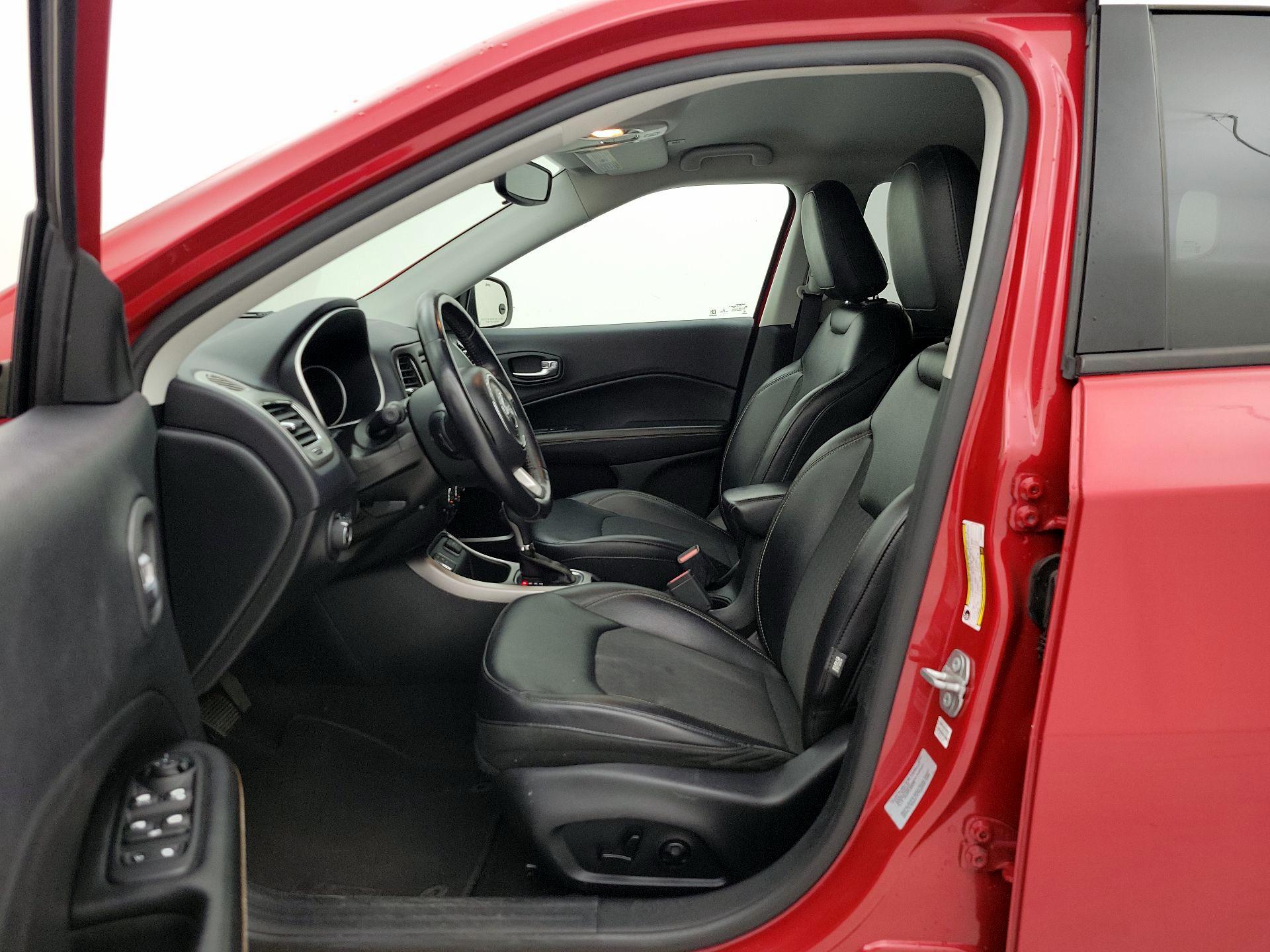 Thumbnail: 2017 Jeep Compass - 11