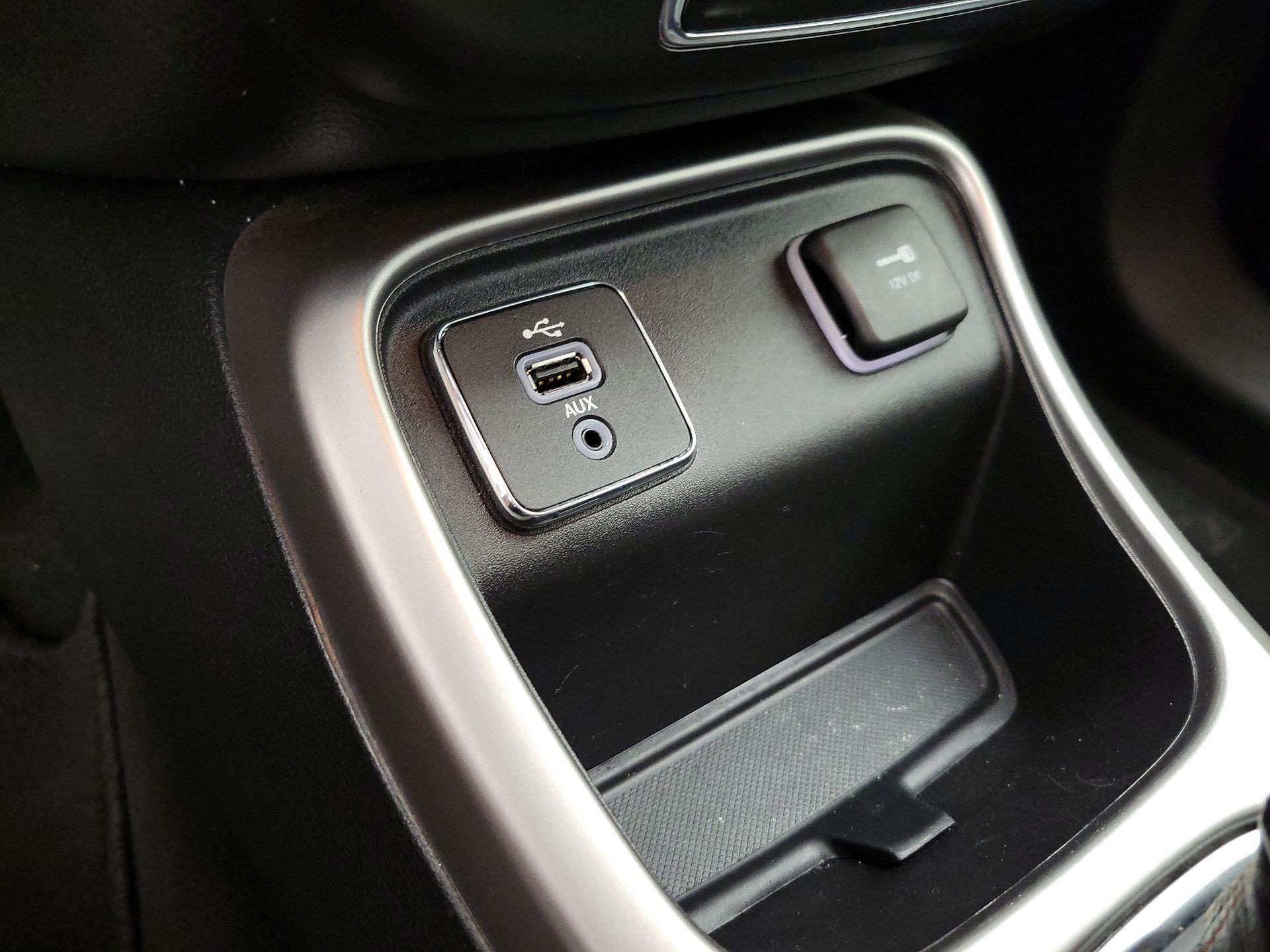 Thumbnail: 2017 Jeep Compass - 18