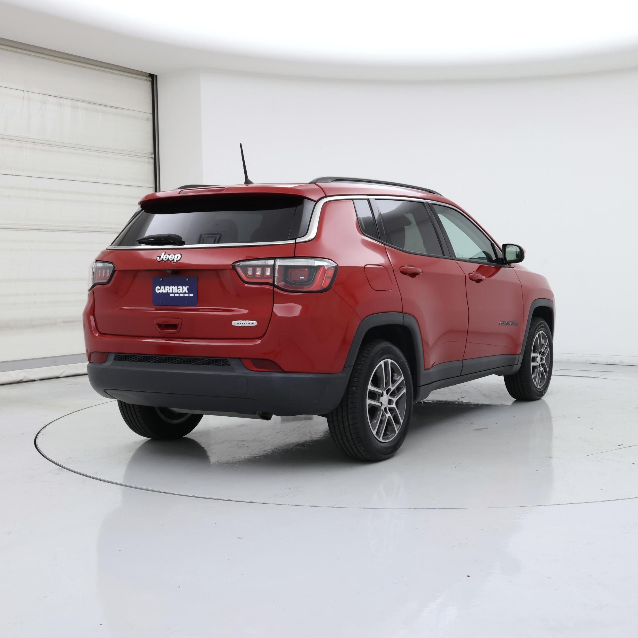 Thumbnail: 2017 Jeep Compass - 8