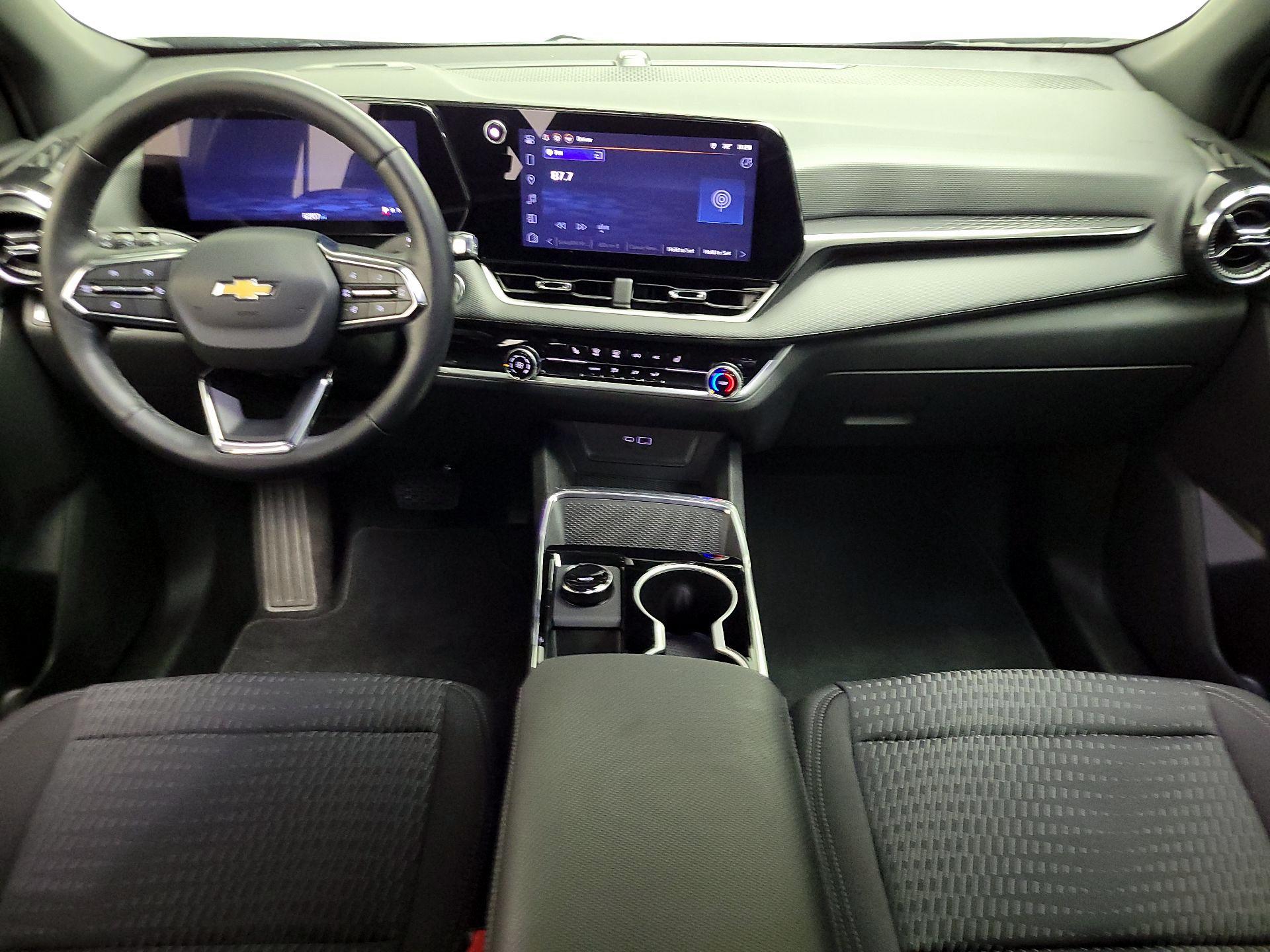 Thumbnail: 2026 Chevrolet Equinox - 9