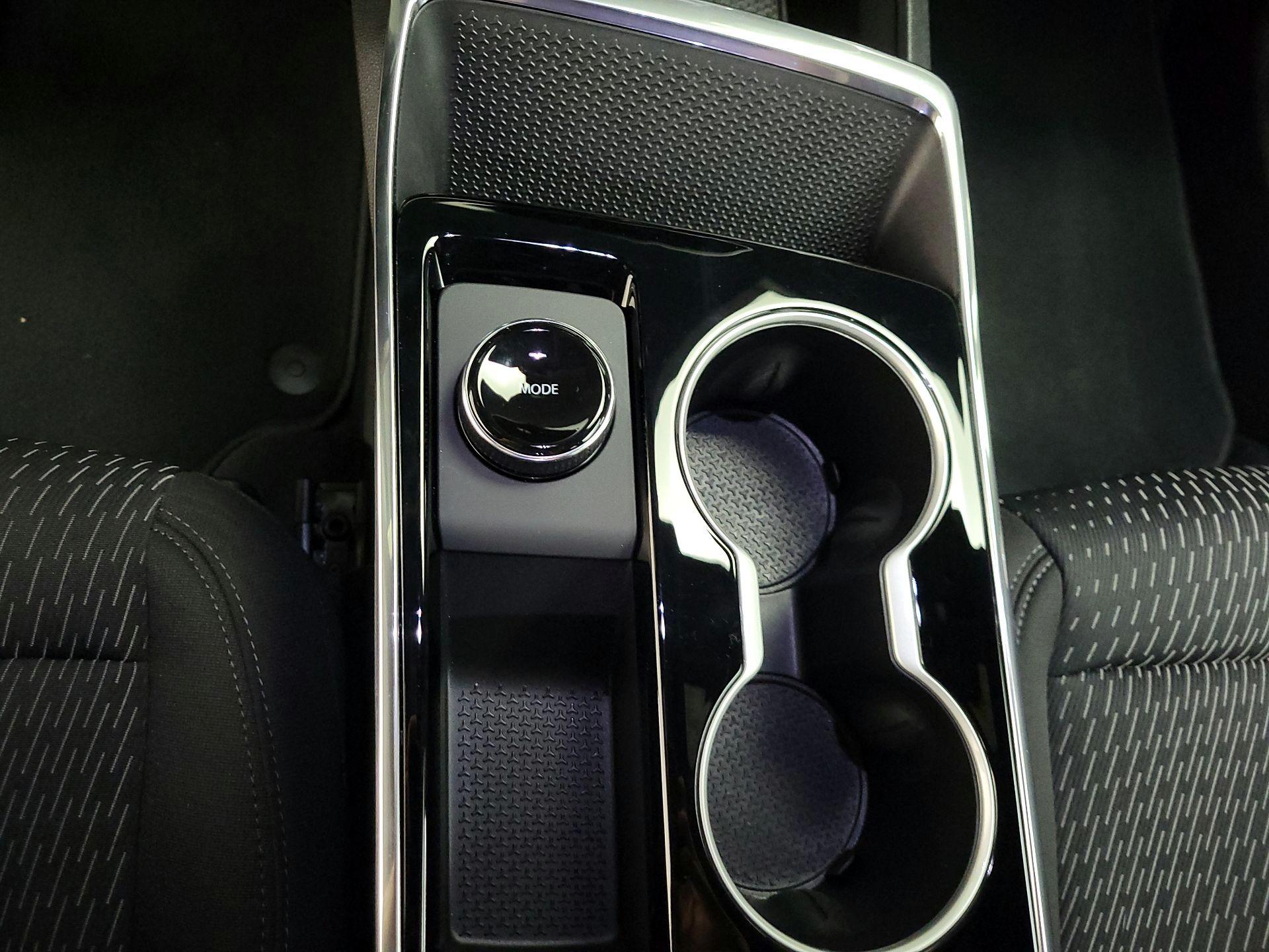 Thumbnail: 2026 Chevrolet Equinox - 17