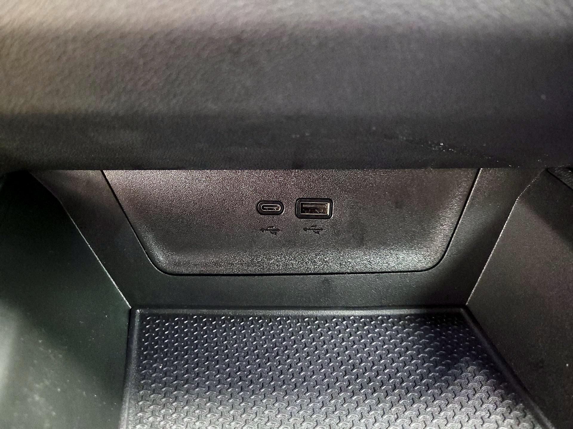 Thumbnail: 2026 Chevrolet Equinox - 18