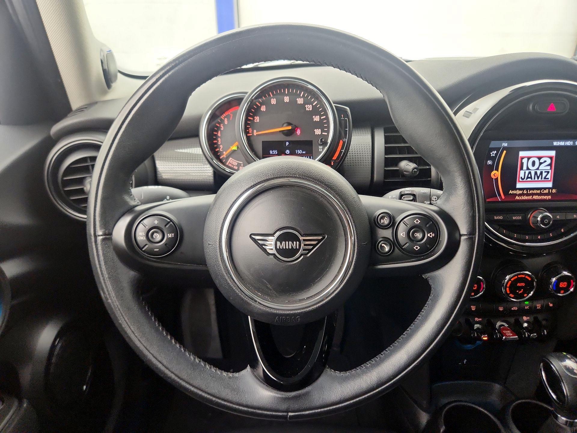 Thumbnail: 2019 MINI Cooper Hardtop - 10
