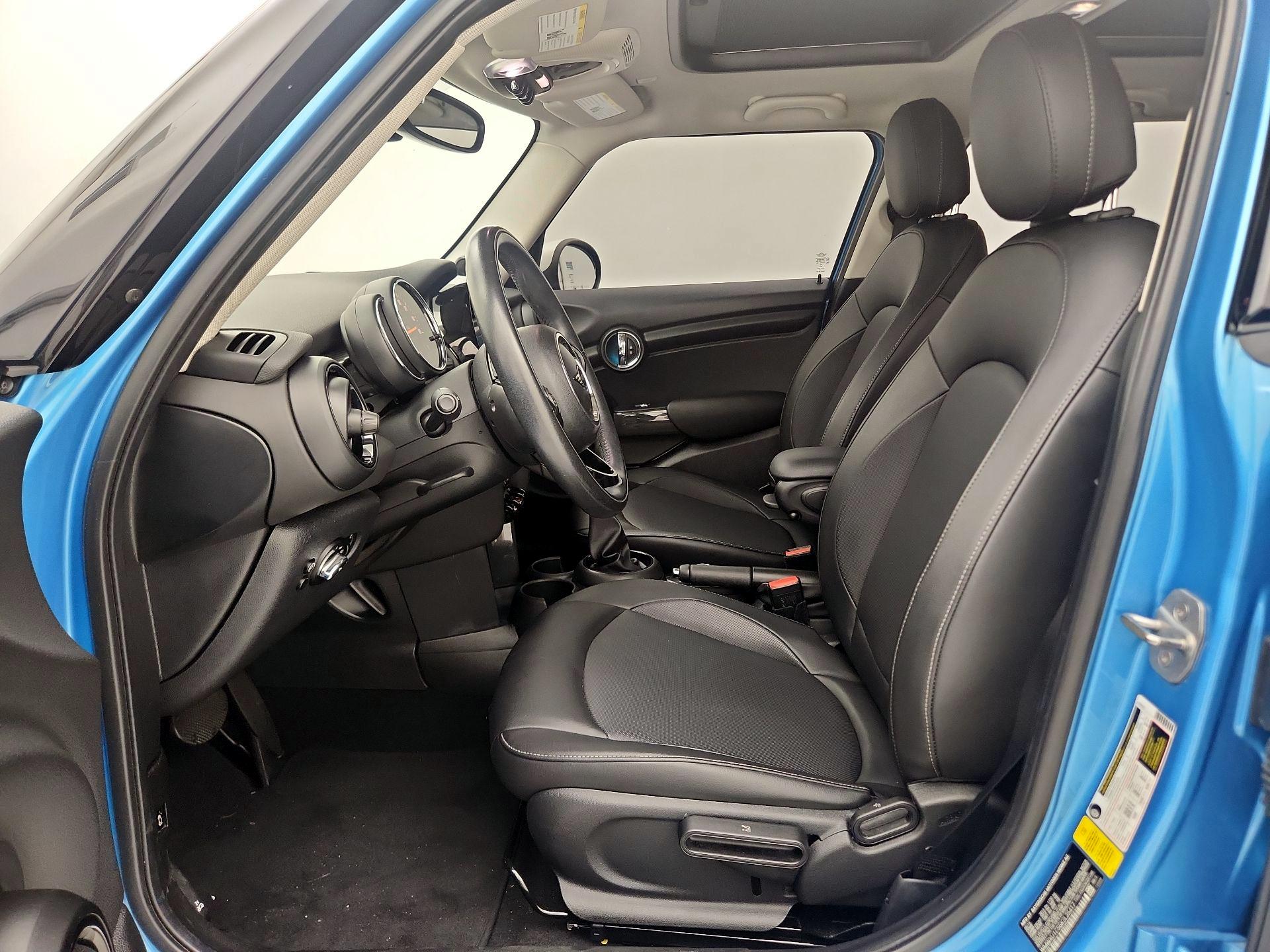 Thumbnail: 2019 MINI Cooper Hardtop - 11