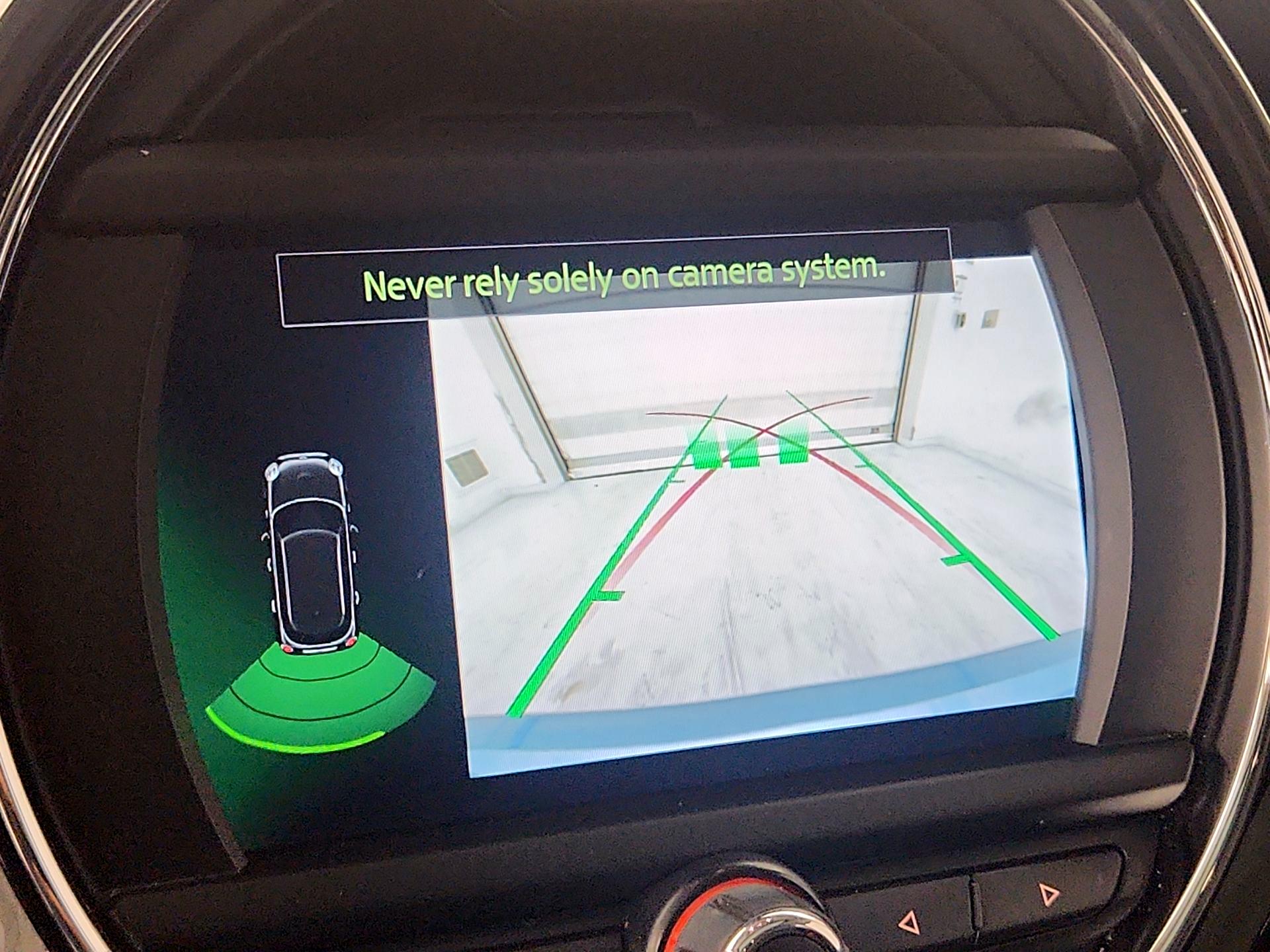 Thumbnail: 2019 MINI Cooper Hardtop - 14