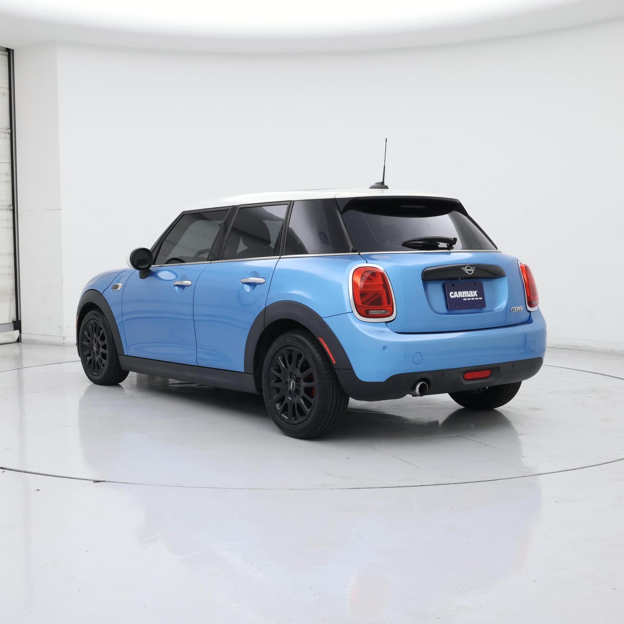Thumbnail: 2019 MINI Cooper Hardtop - 2