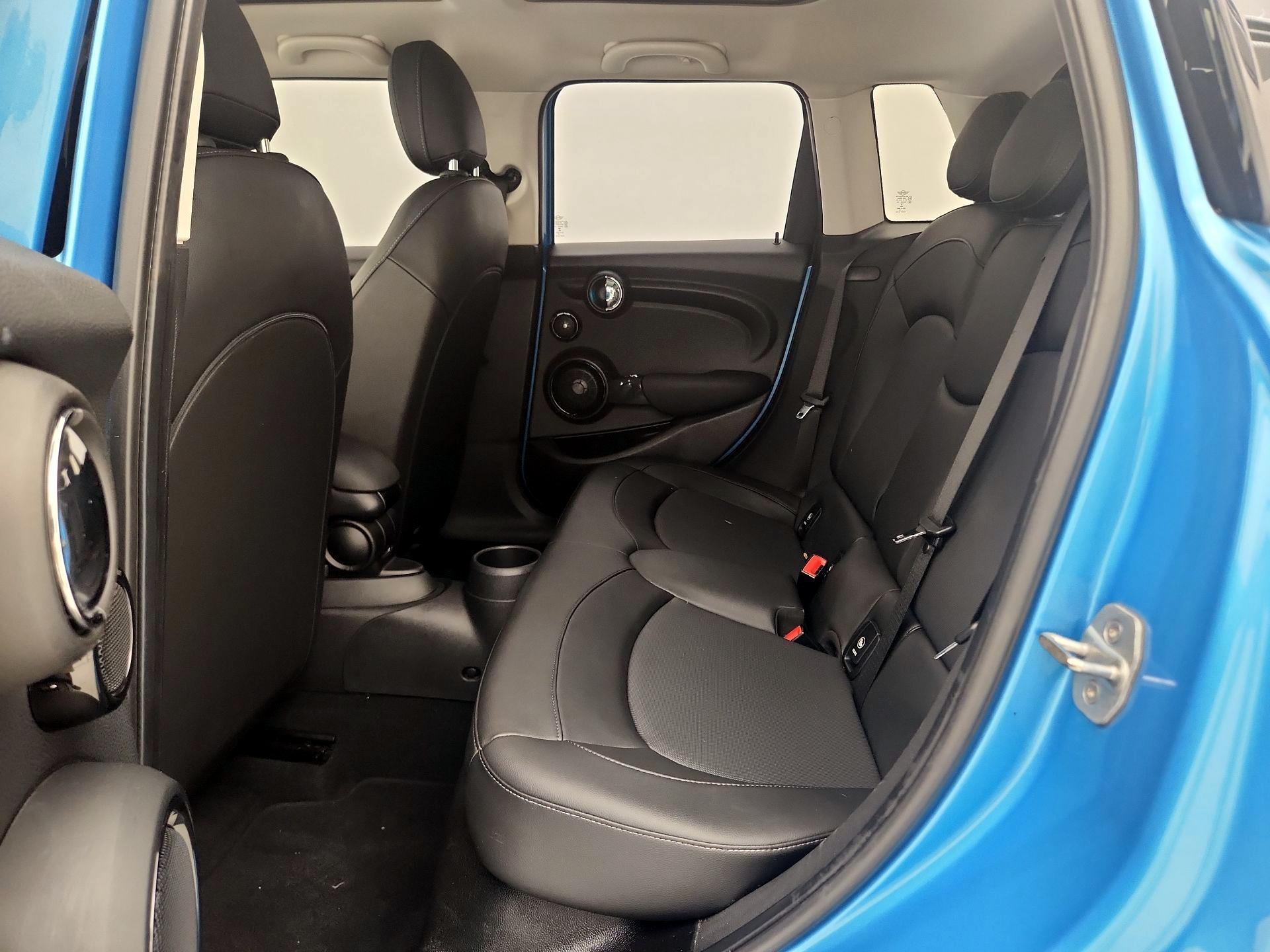 Thumbnail: 2019 MINI Cooper Hardtop - 20