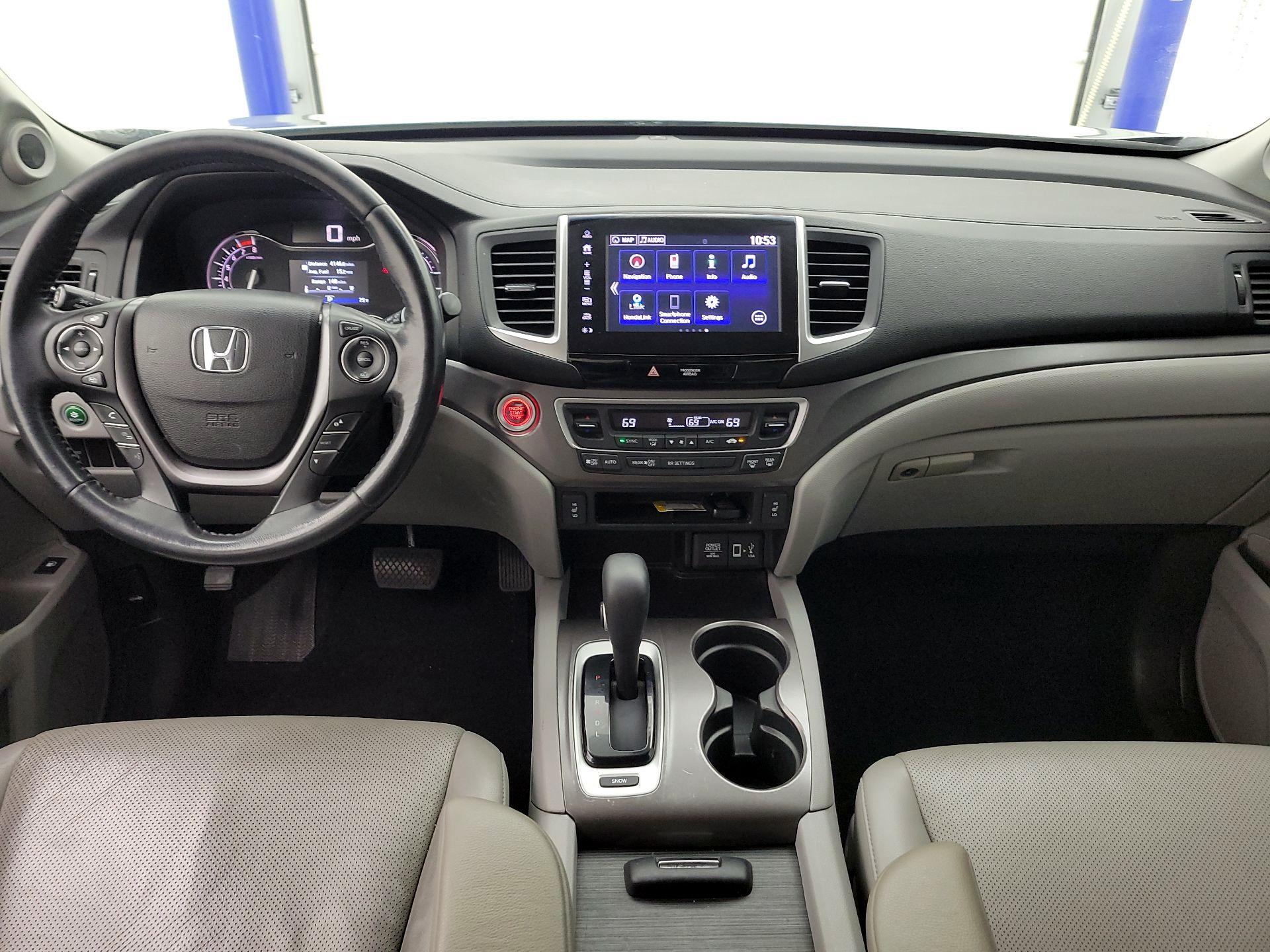 Thumbnail: 2017 Honda Ridgeline - 9