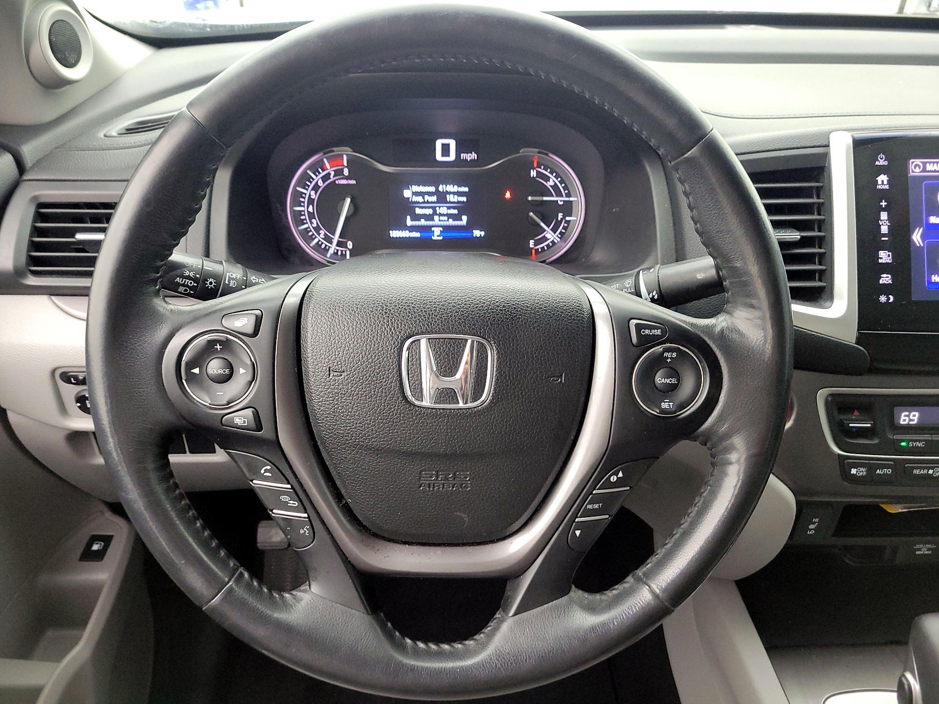 Thumbnail: 2017 Honda Ridgeline - 10