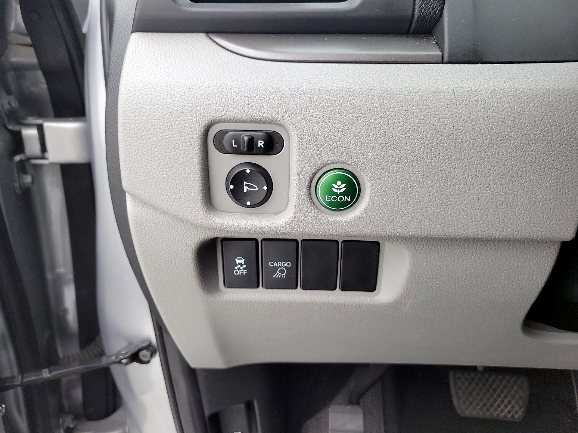 Thumbnail: 2017 Honda Ridgeline - 13