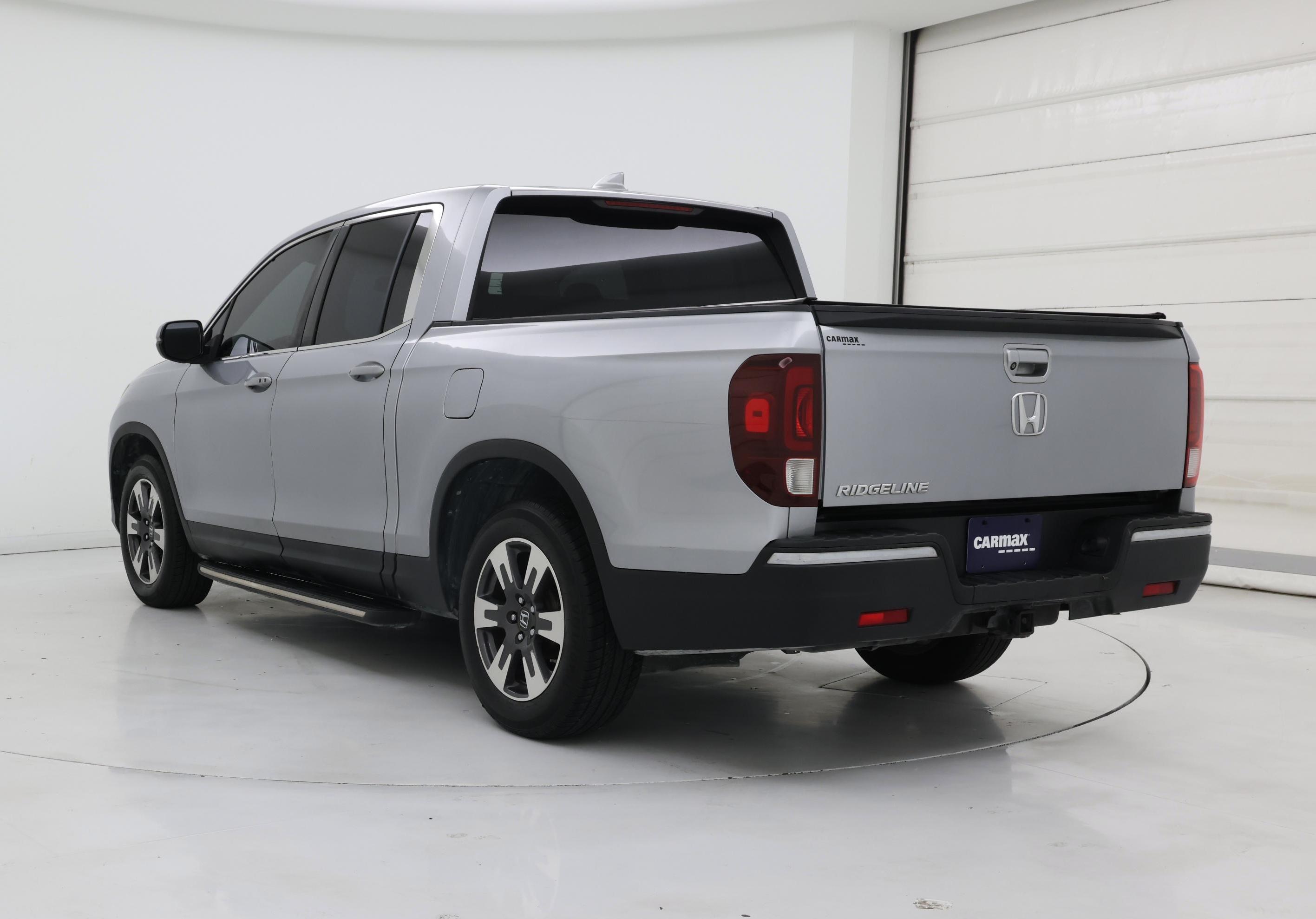 Thumbnail: 2017 Honda Ridgeline - 2