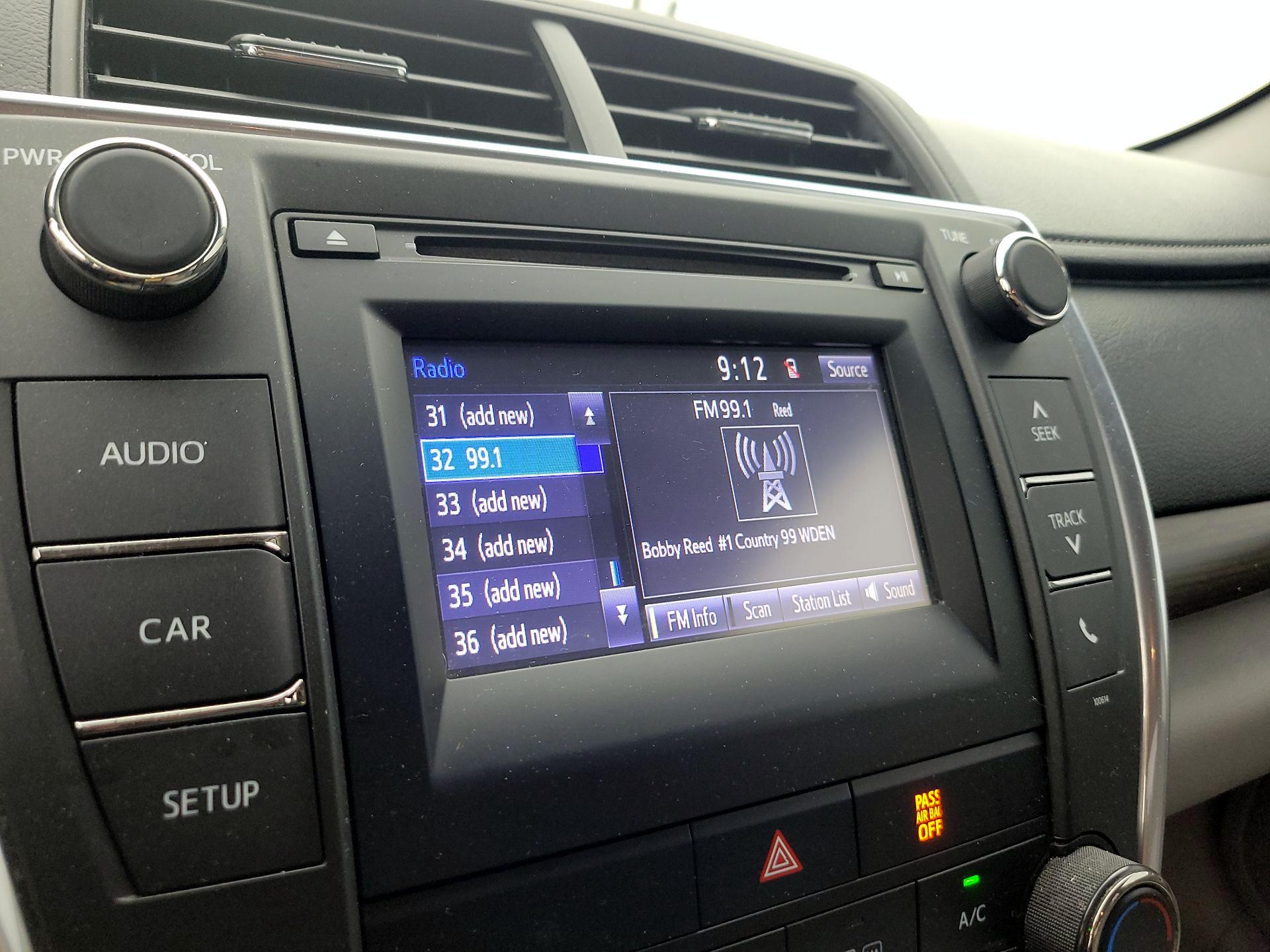 Thumbnail: 2016 Toyota Camry - 15