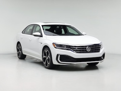 2022 Volkswagen Passat R-Line