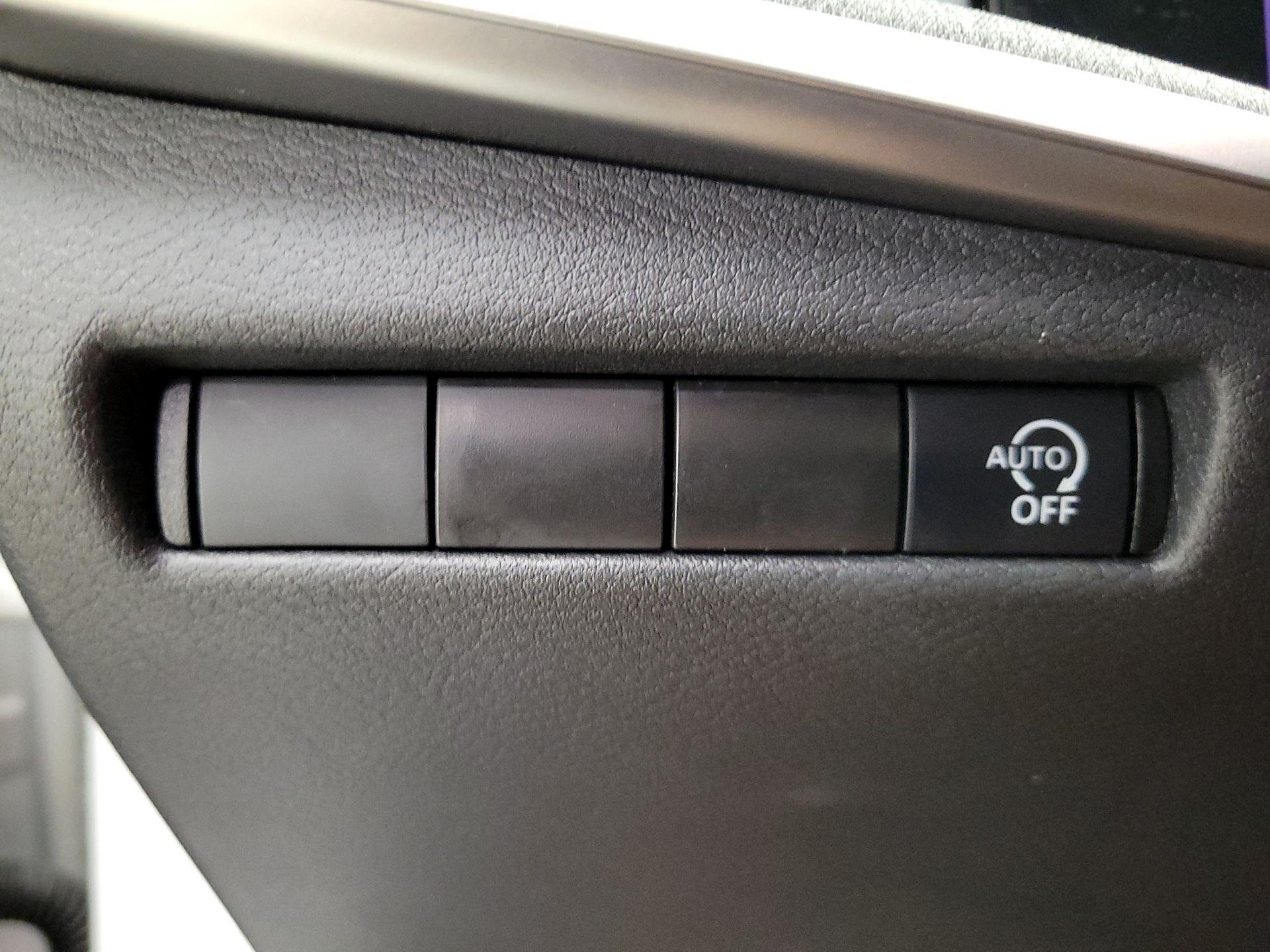 Thumbnail: 2025 Nissan Kicks - 13