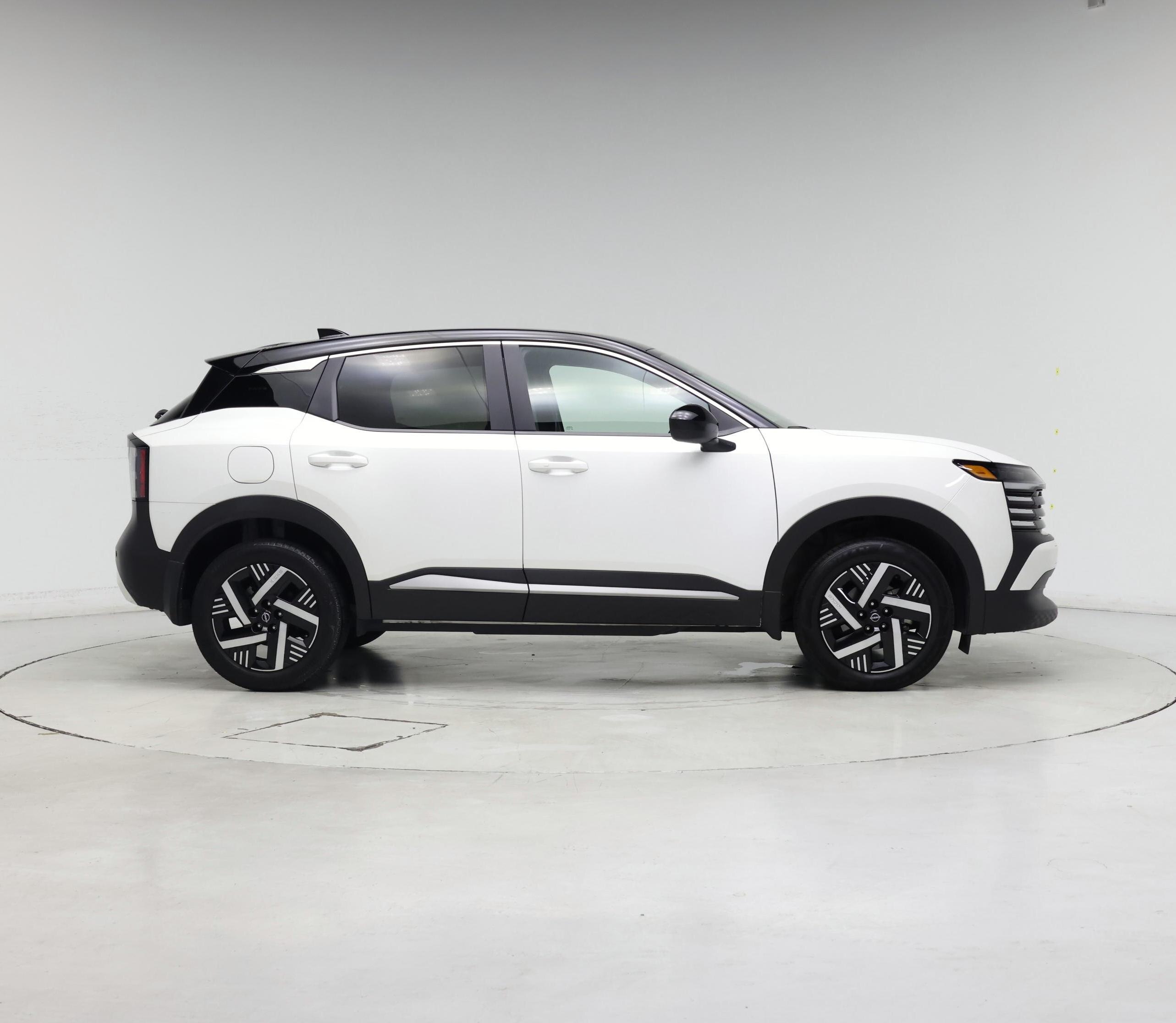 Thumbnail: 2025 Nissan Kicks - 7