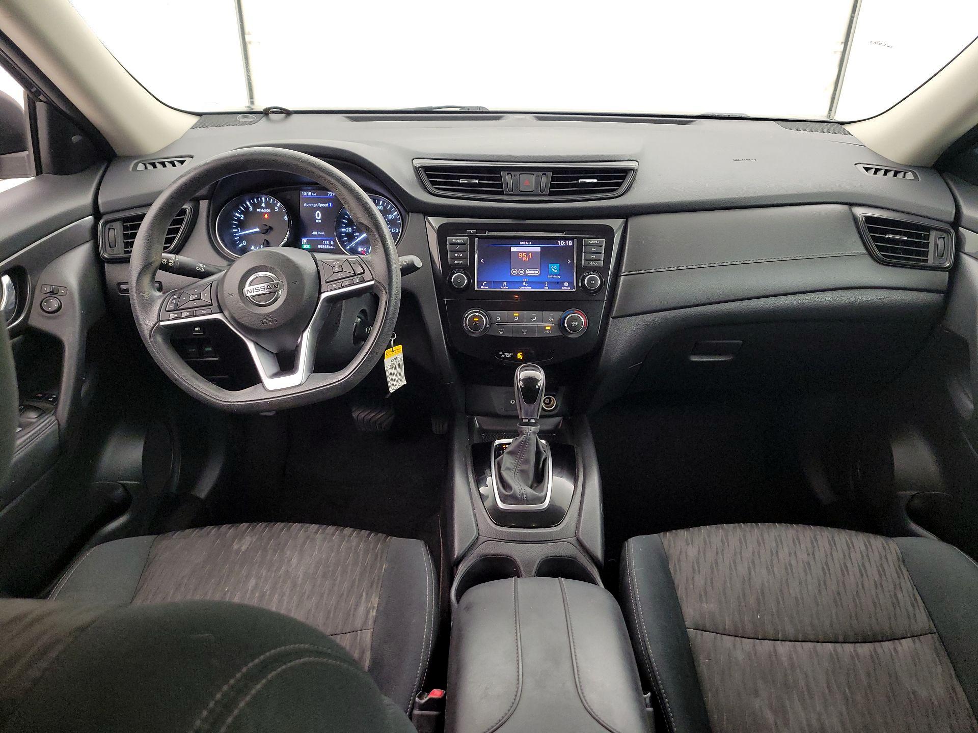 Thumbnail: 2018 Nissan Rogue - 9