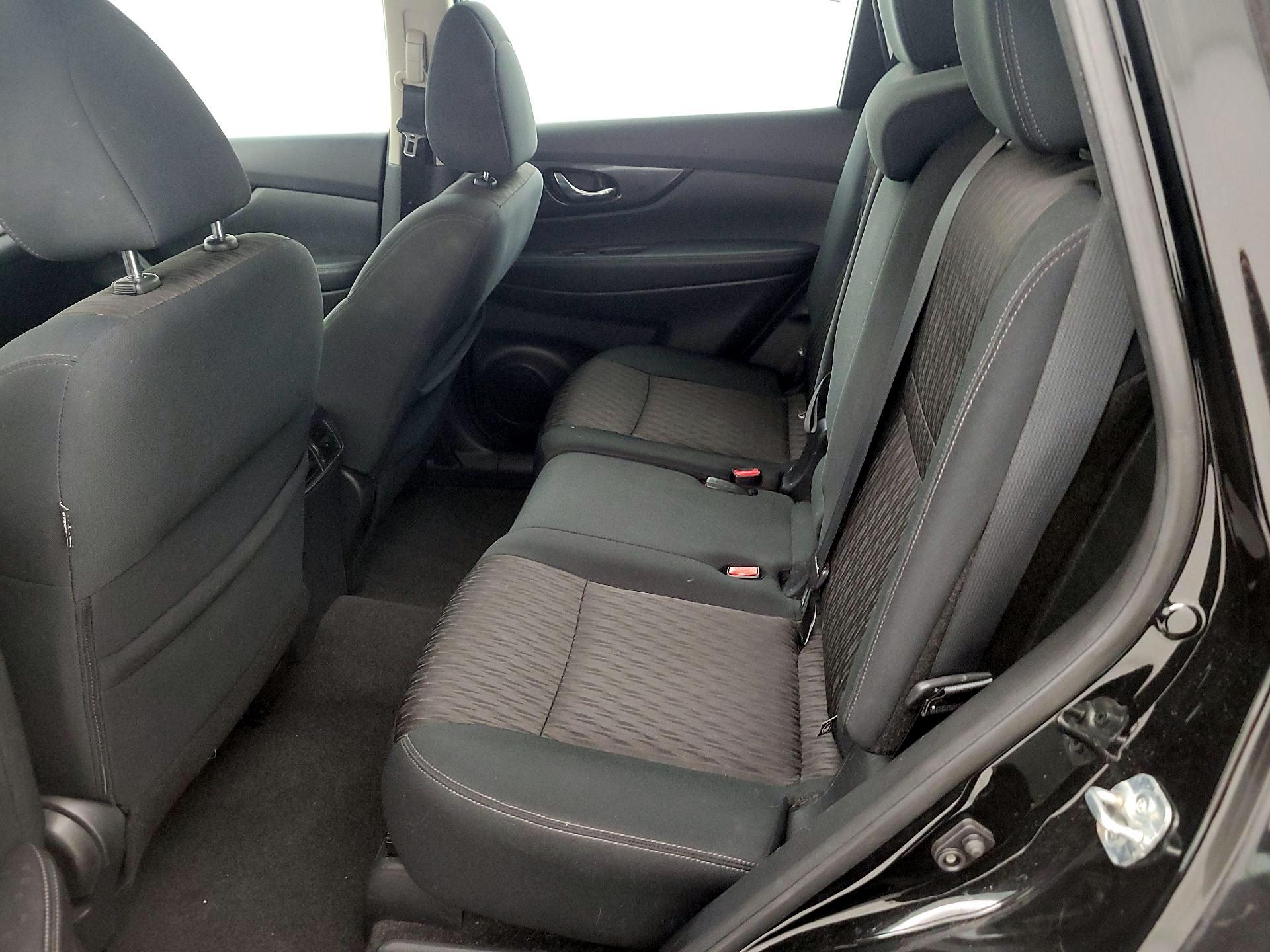Thumbnail: 2018 Nissan Rogue - 19
