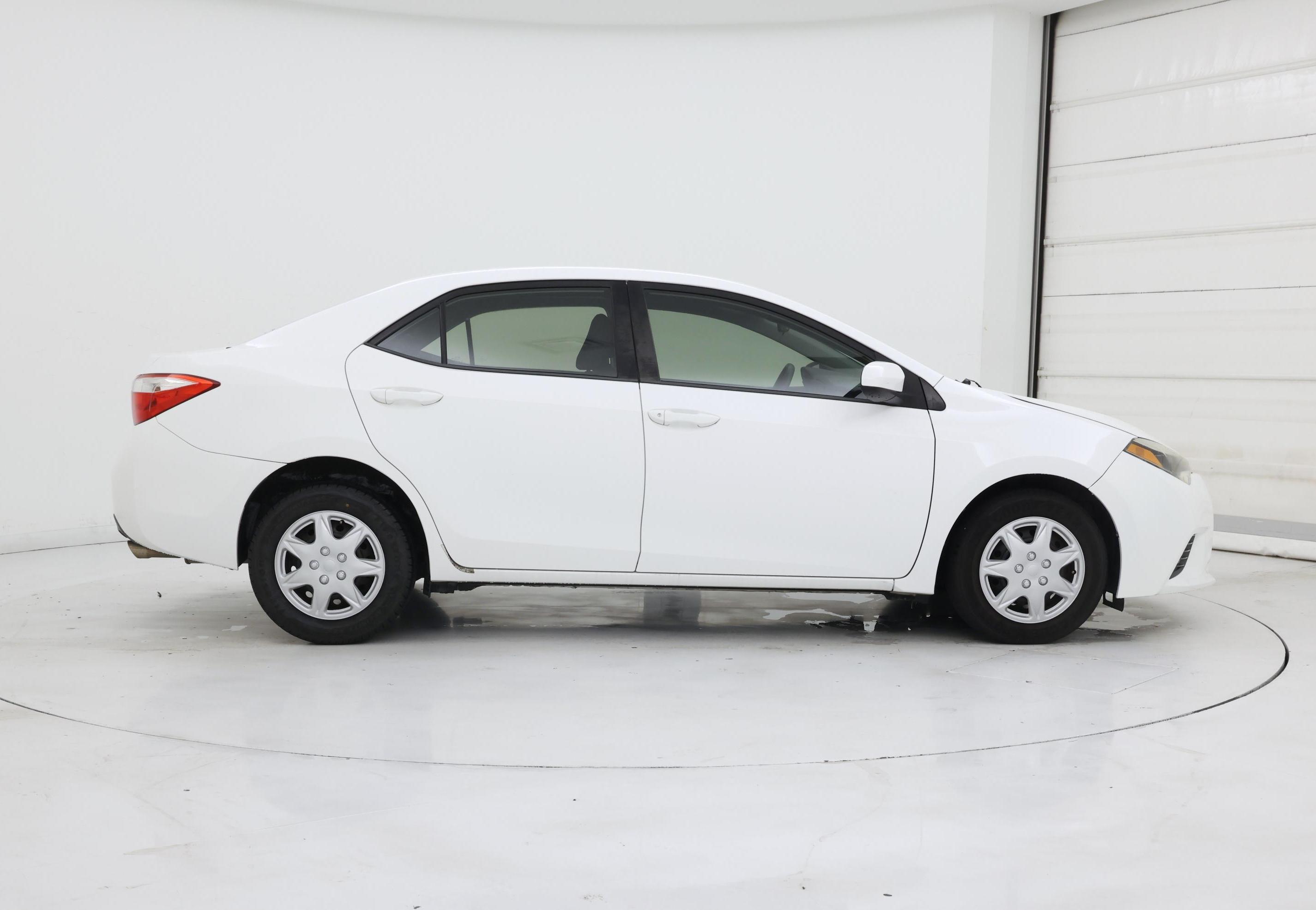 Thumbnail: 2014 Toyota Corolla - 7