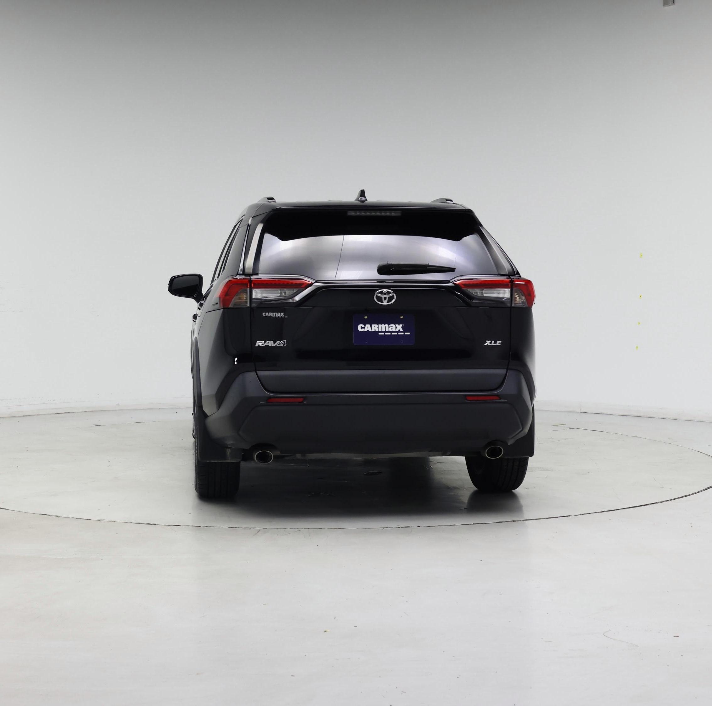 Thumbnail: 2021 Toyota RAV4 - 6