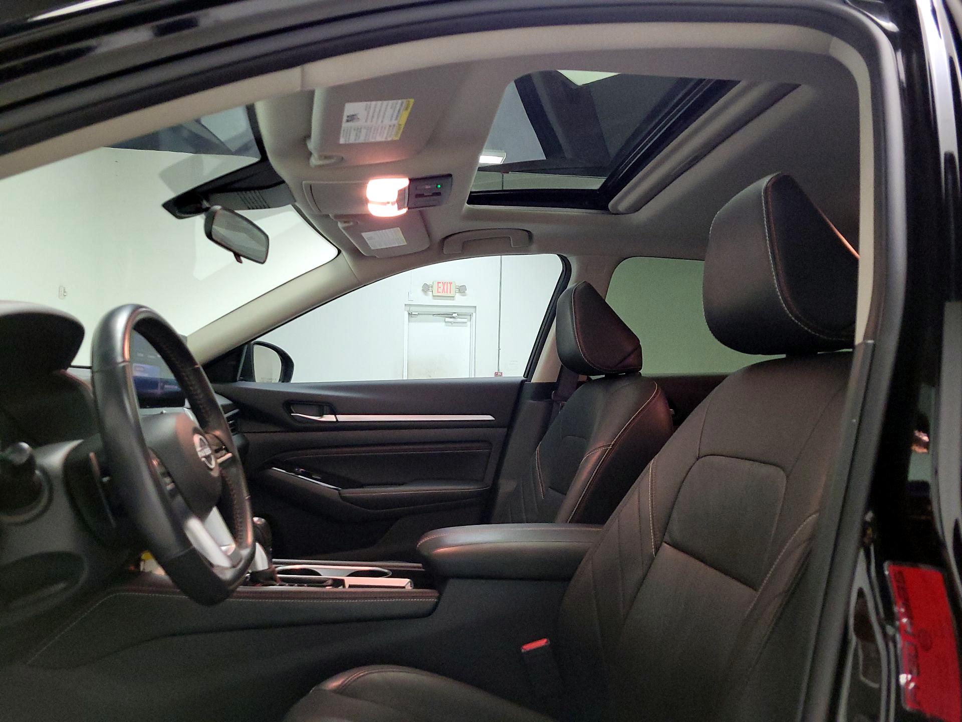 Thumbnail: 2023 Nissan Altima - 20