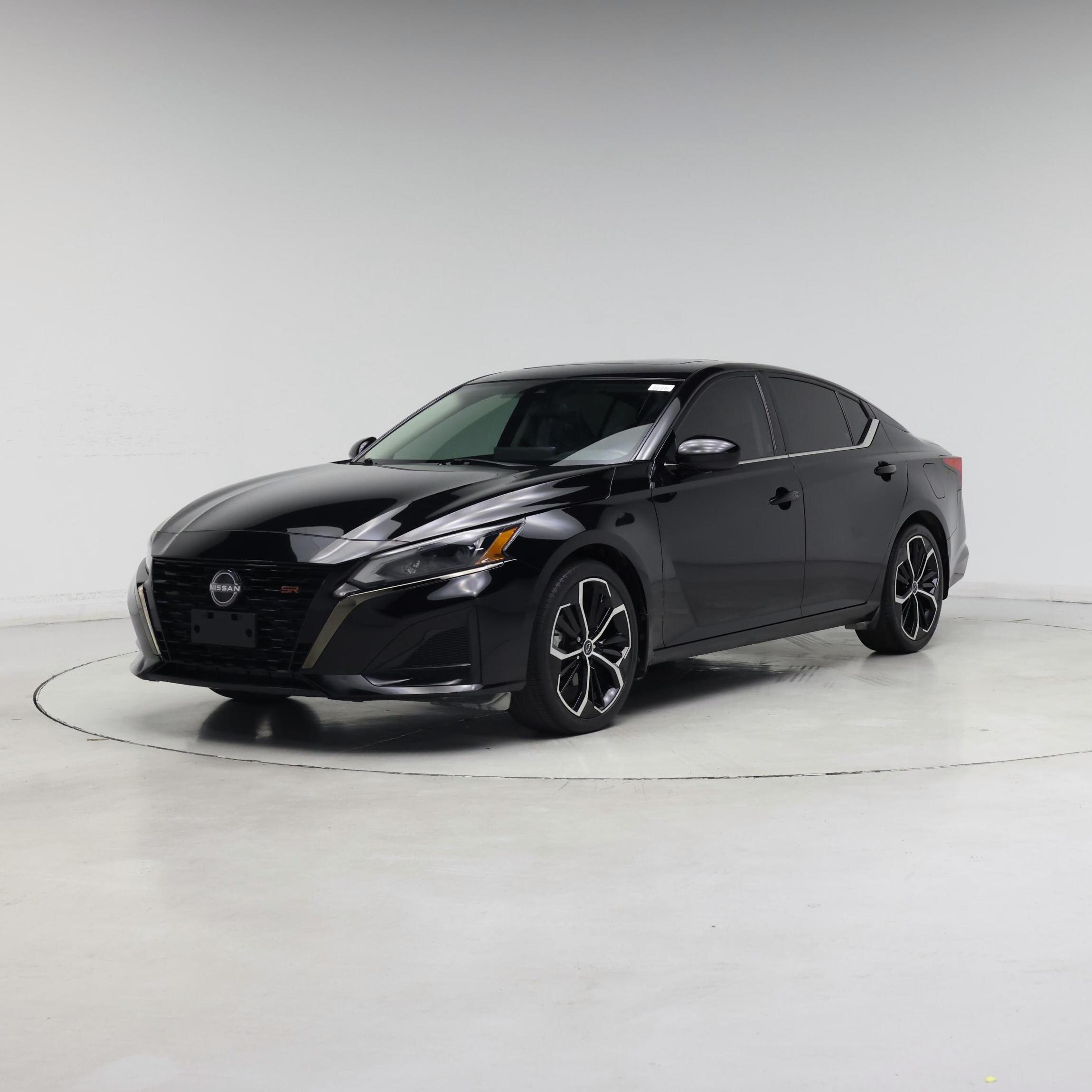 Thumbnail: 2023 Nissan Altima - 4