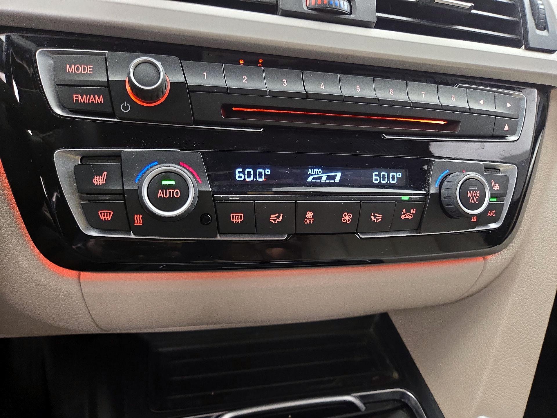 Thumbnail: 2016 BMW 3 Series - 17