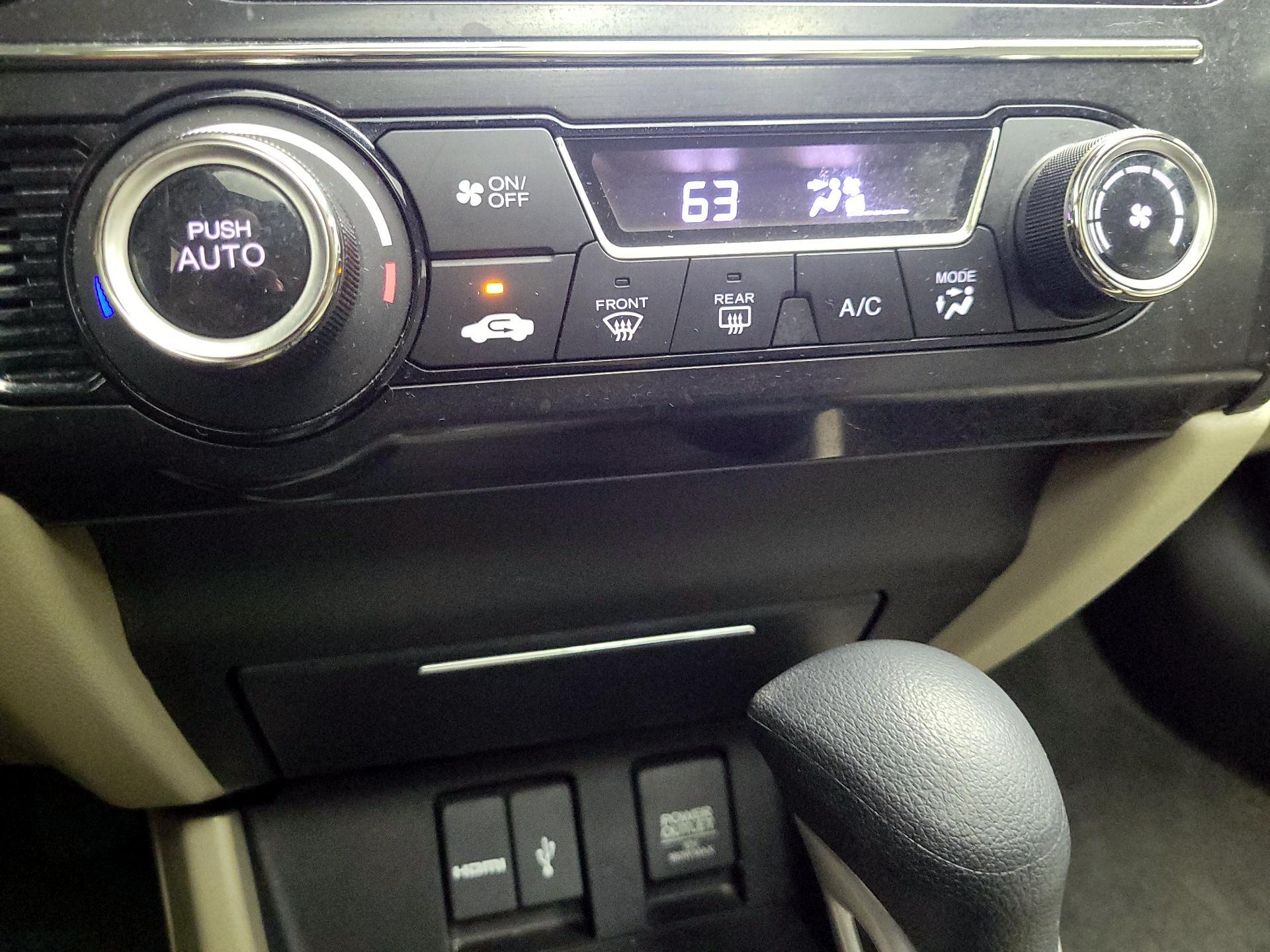 Thumbnail: 2015 Honda Civic - 16