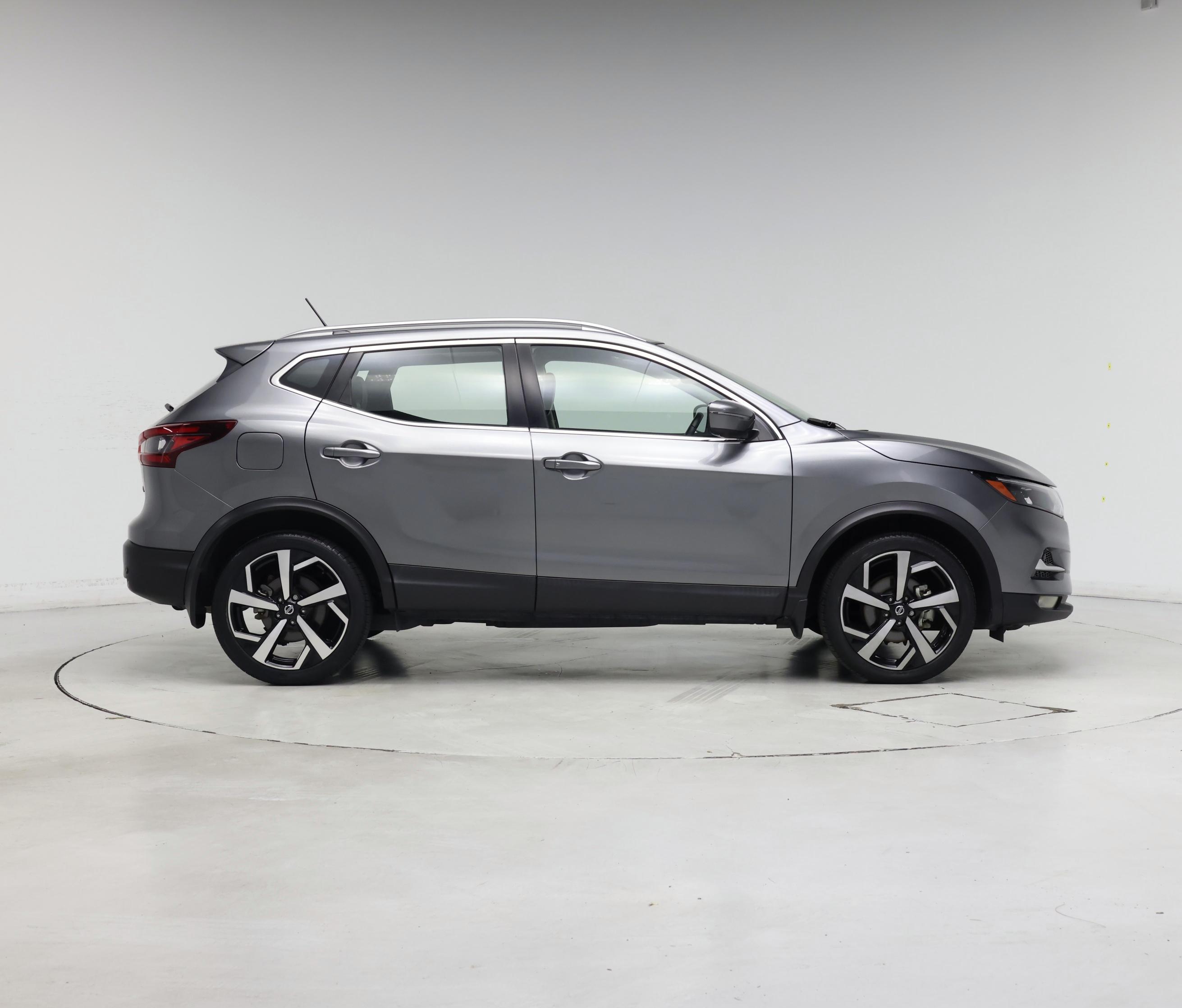 Thumbnail: 2021 Nissan Rogue Sport - 7