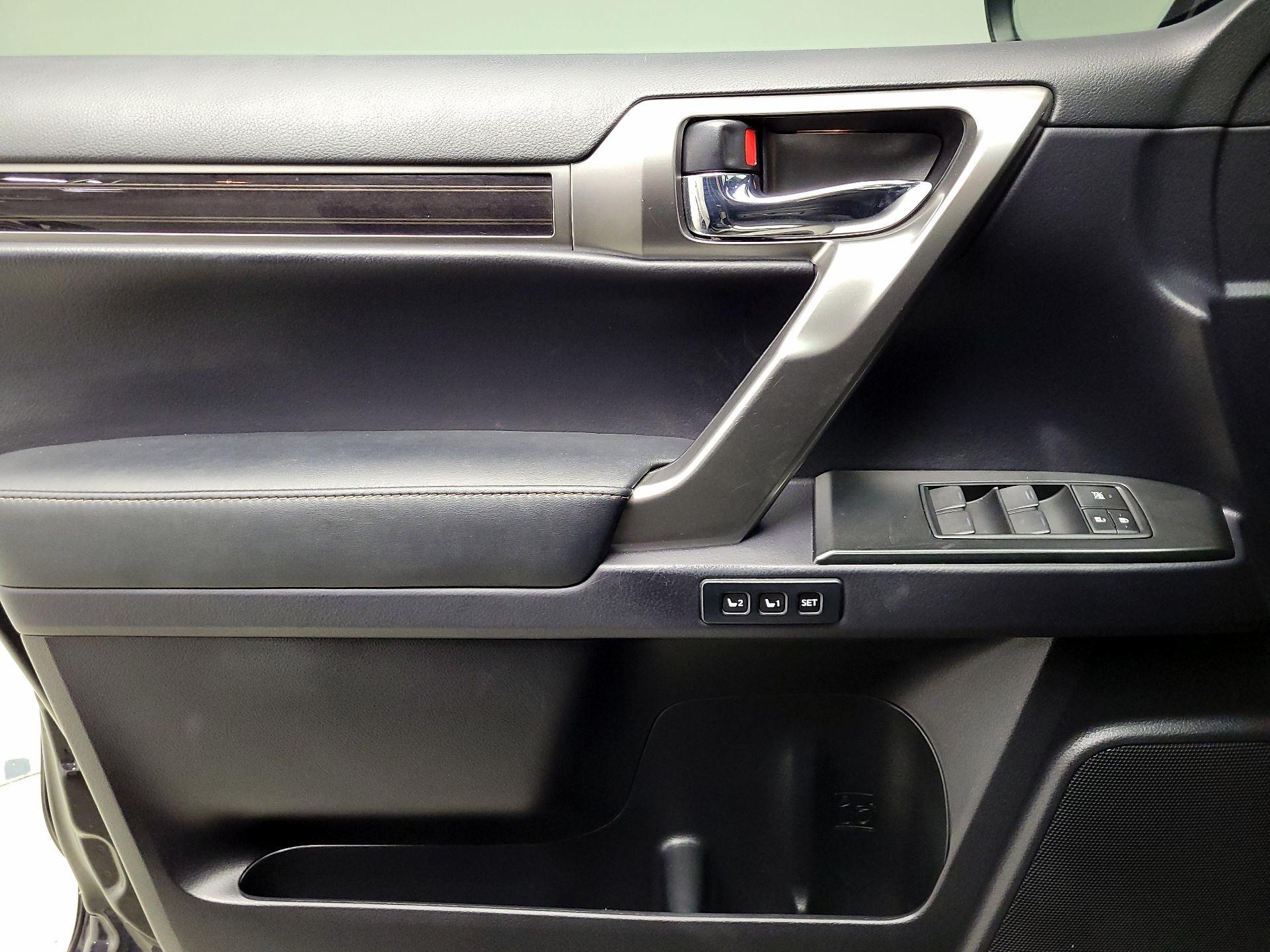 Thumbnail: 2023 Lexus GX - 12