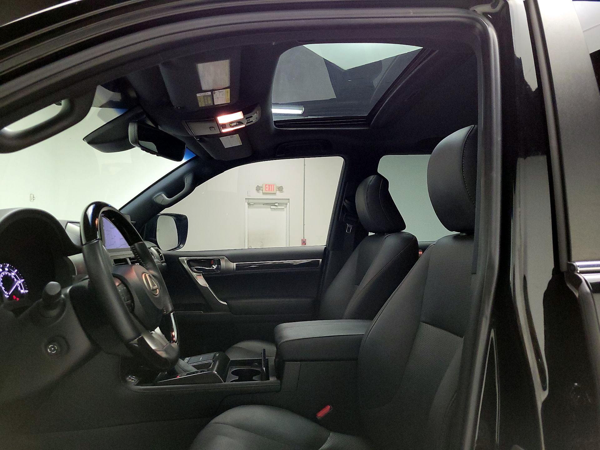 Thumbnail: 2023 Lexus GX - 20