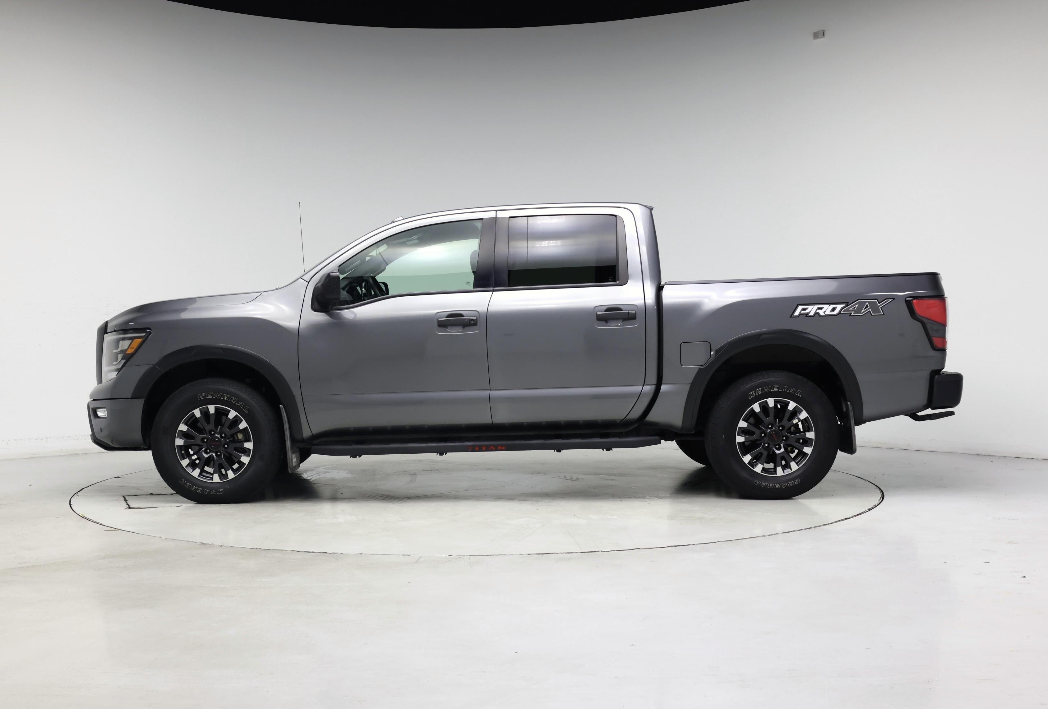 Thumbnail: 2021 Nissan Titan - 3