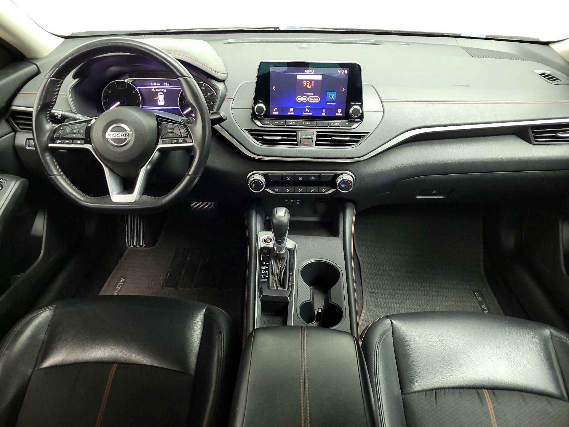 Thumbnail: 2019 Nissan Altima - 9