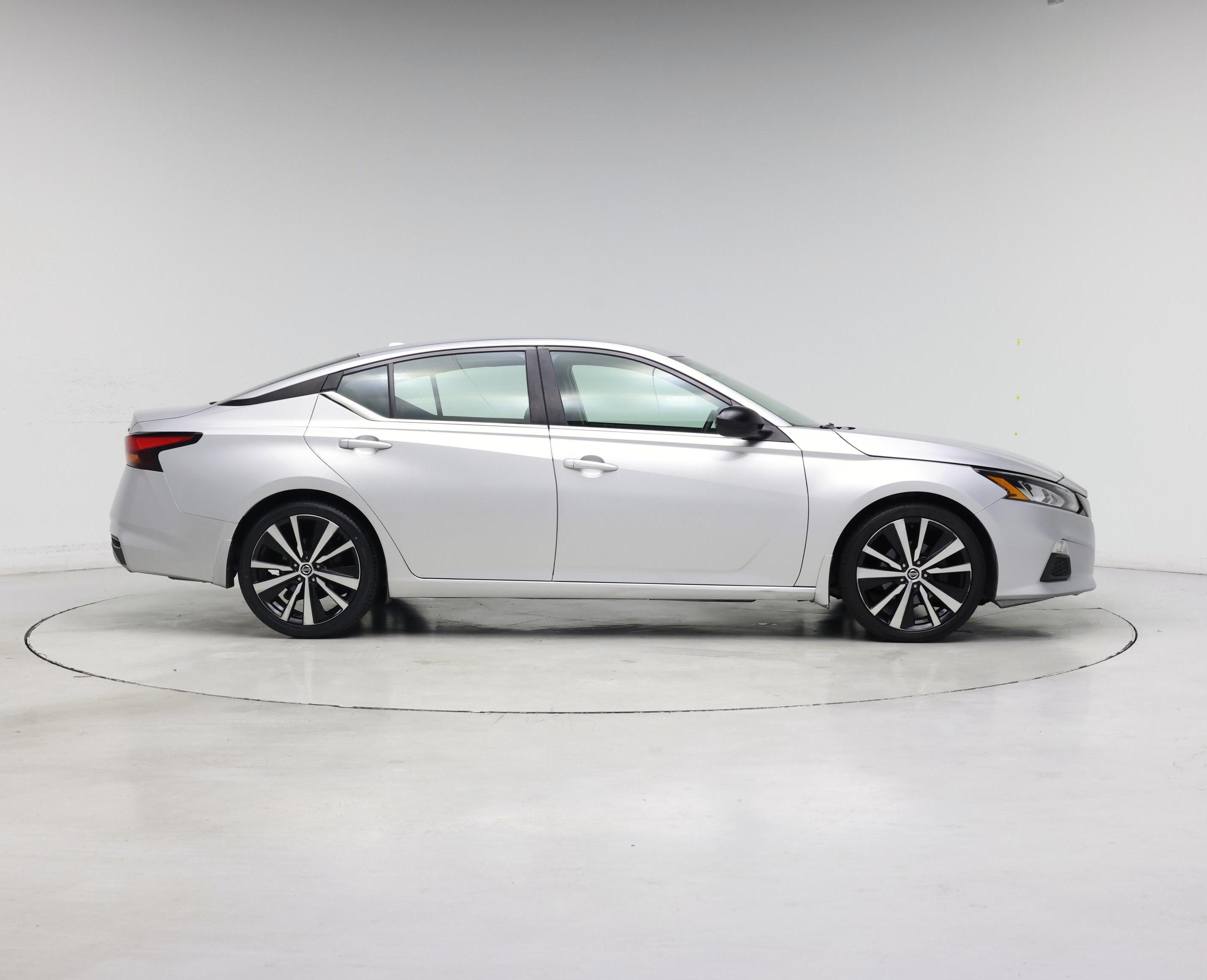 Thumbnail: 2019 Nissan Altima - 7