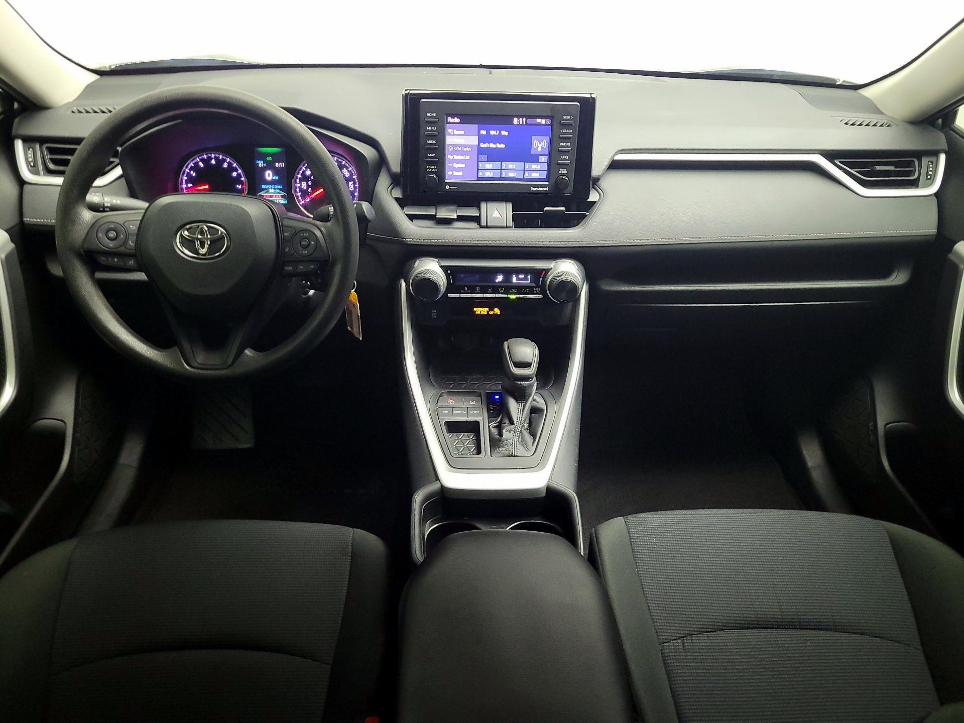 Thumbnail: 2021 Toyota RAV4 - 9