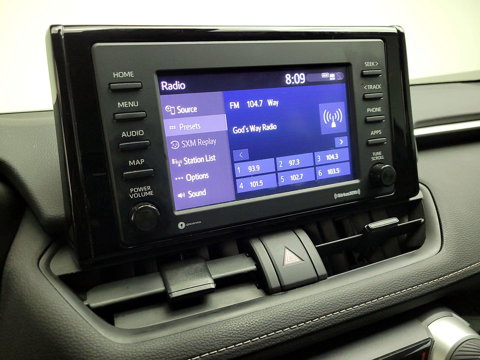 Thumbnail: 2021 Toyota RAV4 - 15