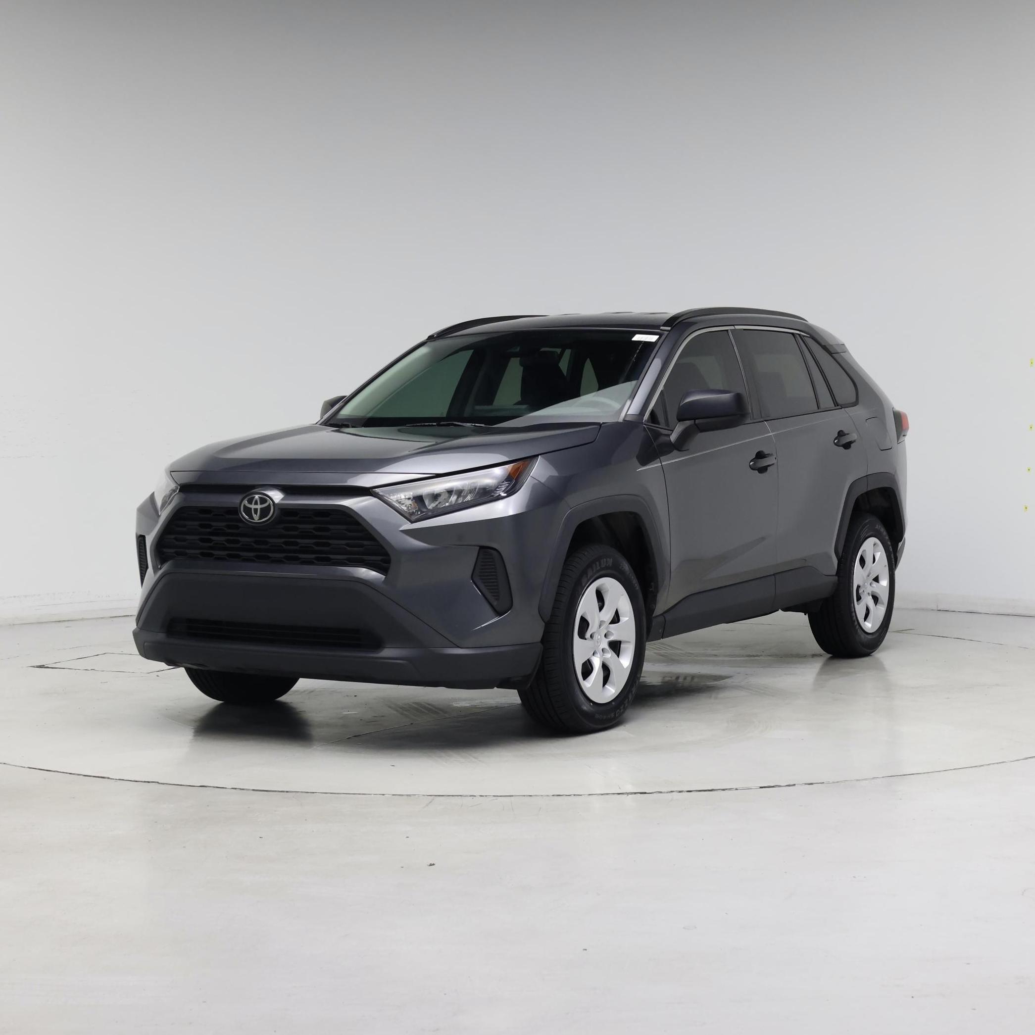 Thumbnail: 2021 Toyota RAV4 - 4
