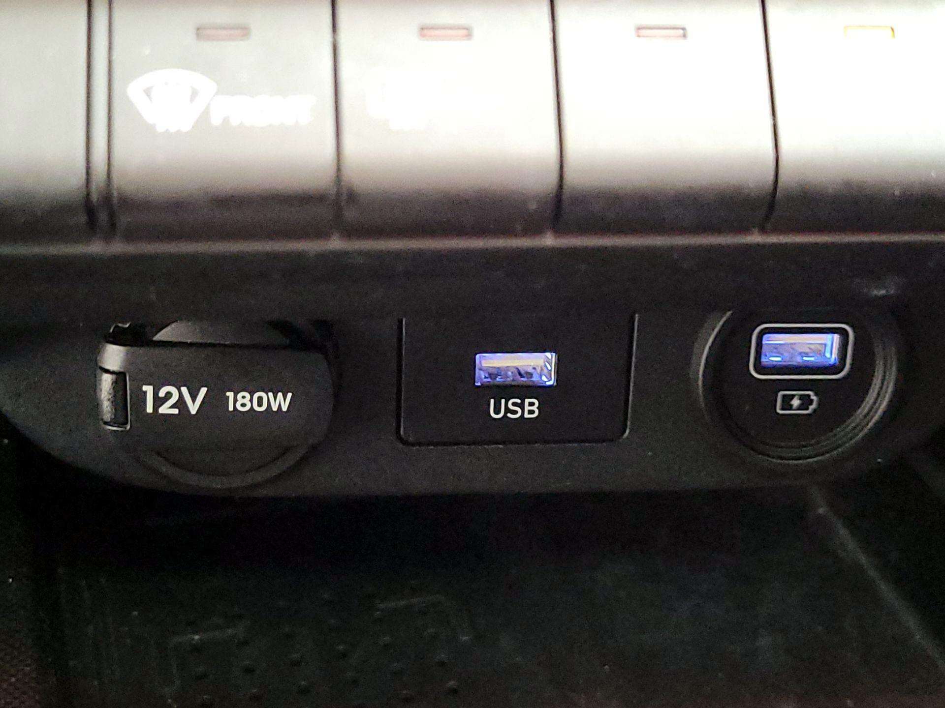 Thumbnail: 2023 Hyundai Elantra - 19