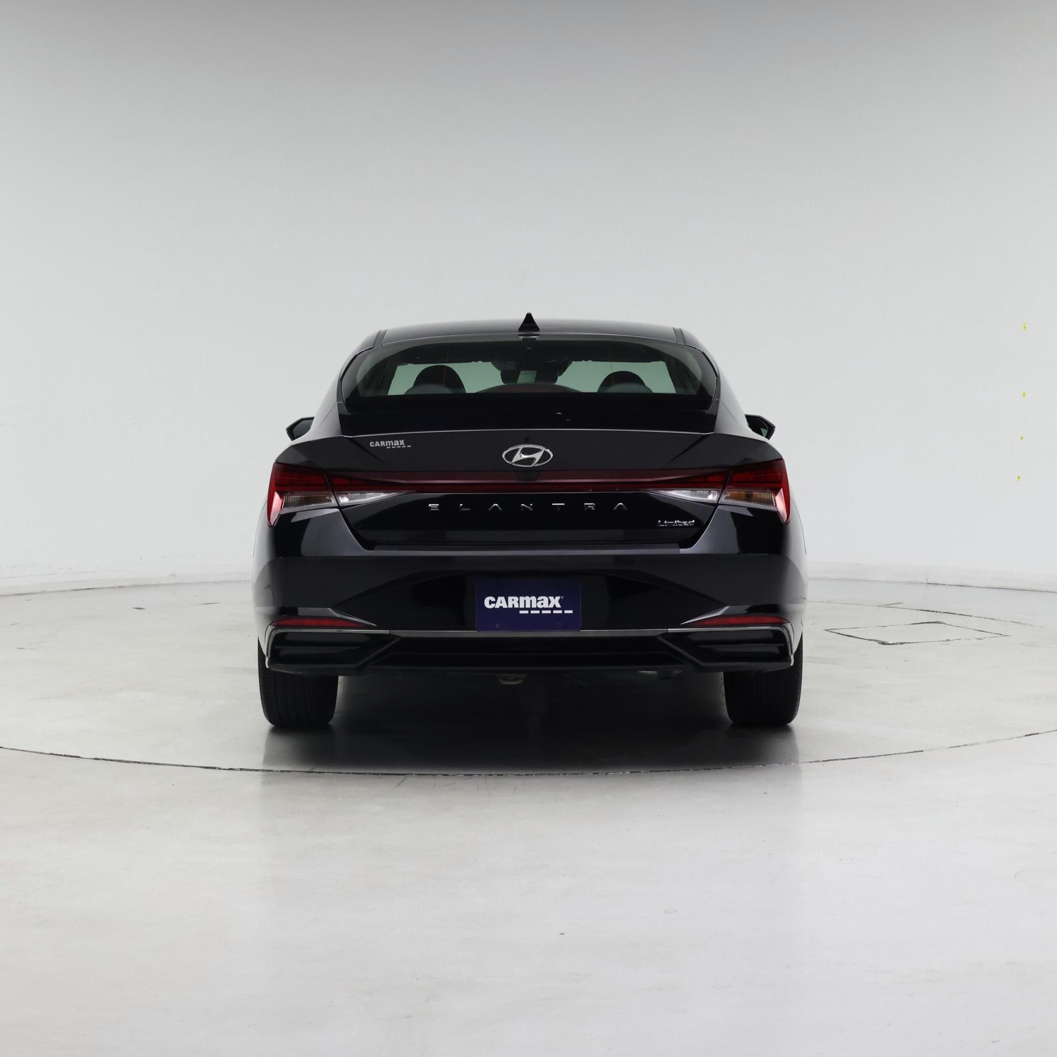 Thumbnail: 2023 Hyundai Elantra - 6