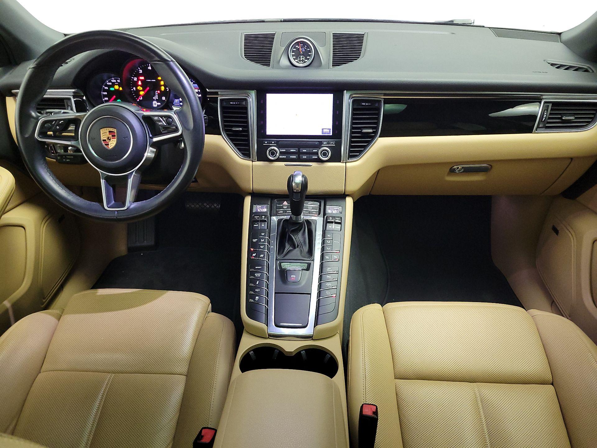 Thumbnail: 2018 Porsche Macan - 9