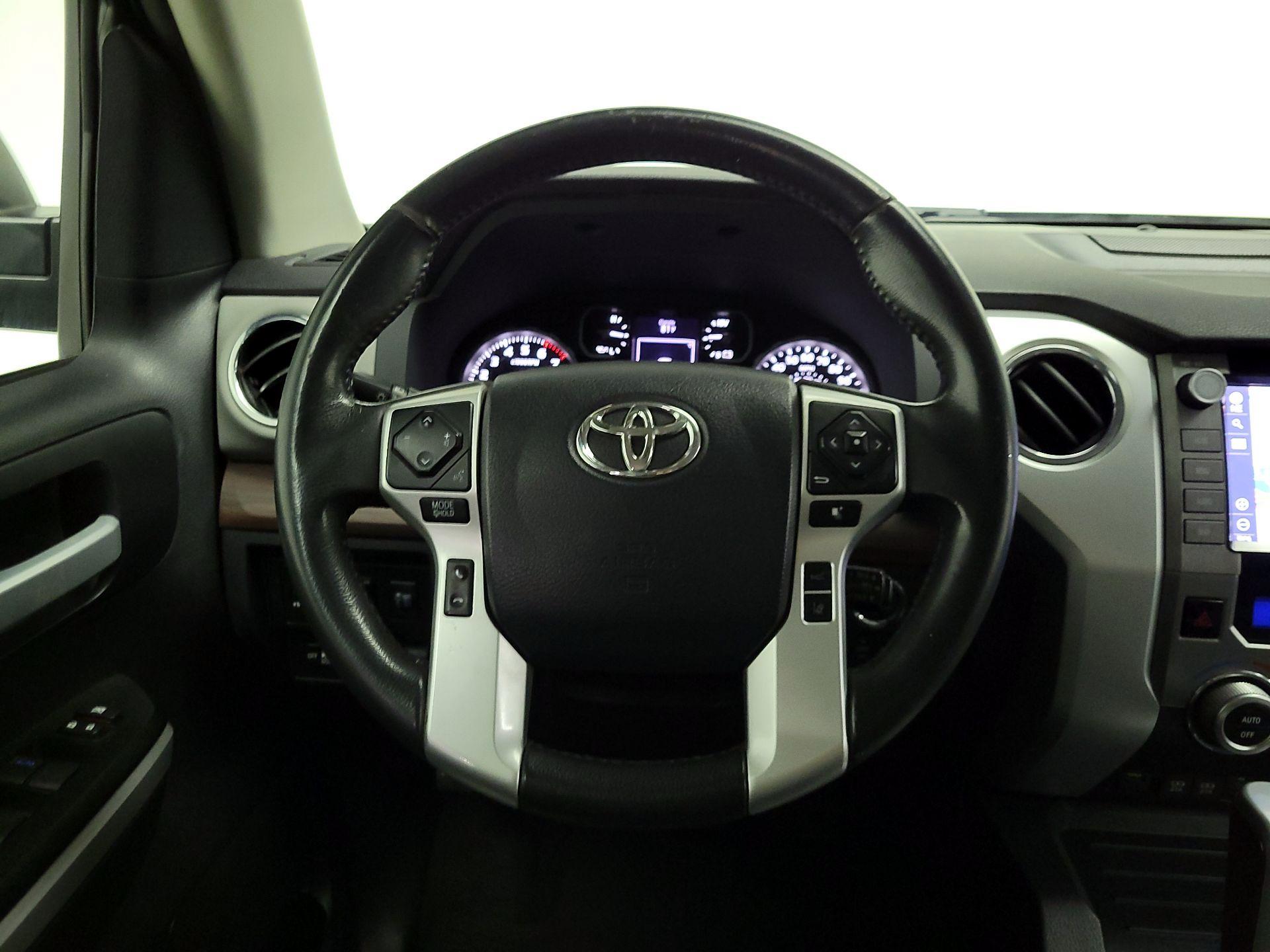 Thumbnail: 2020 Toyota Tundra - 10