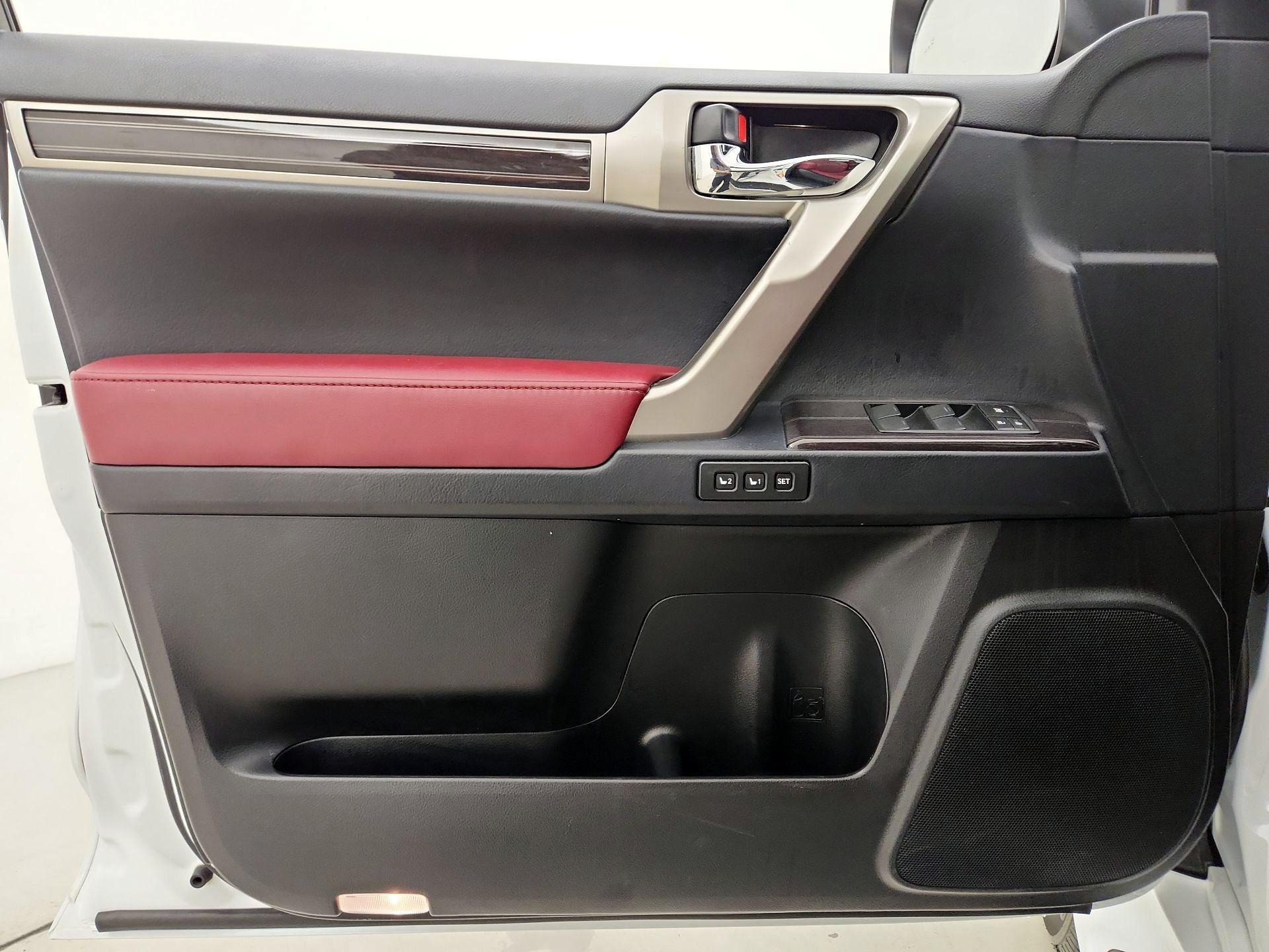 Thumbnail: 2021 Lexus GX - 12