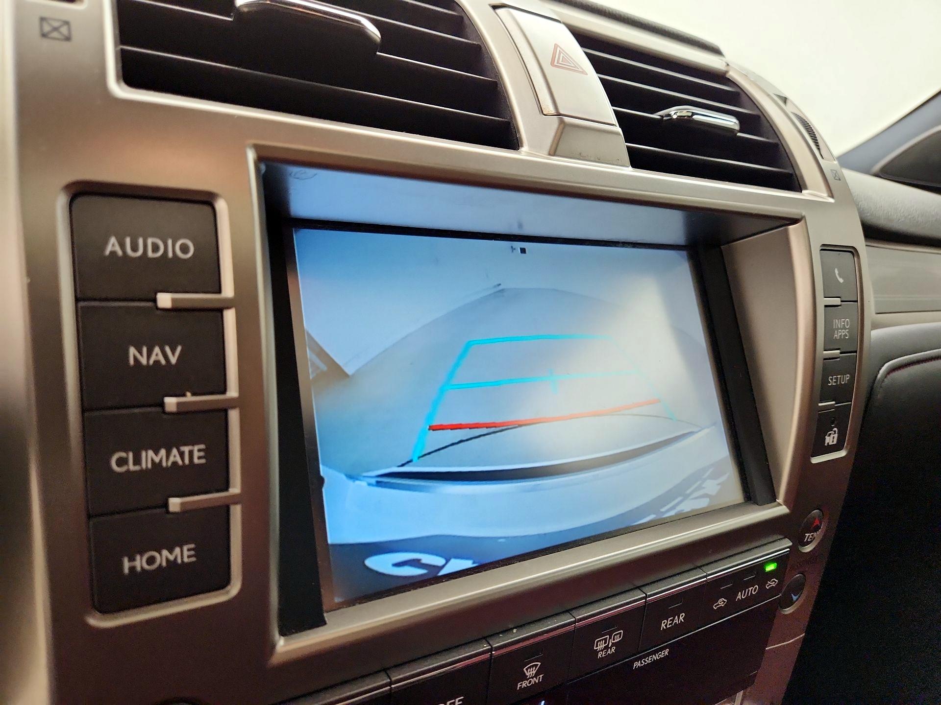 Thumbnail: 2021 Lexus GX - 15