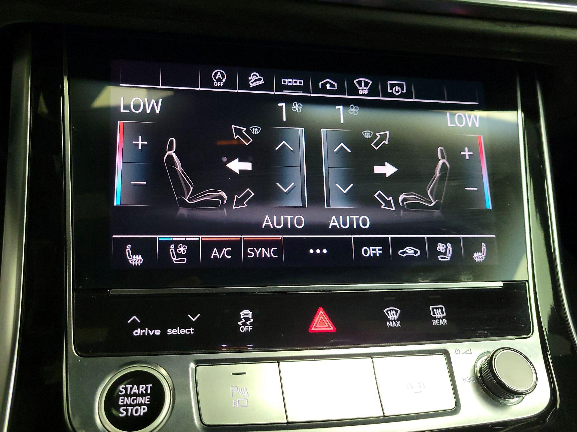 Thumbnail: 2021 Audi Q8 - 17