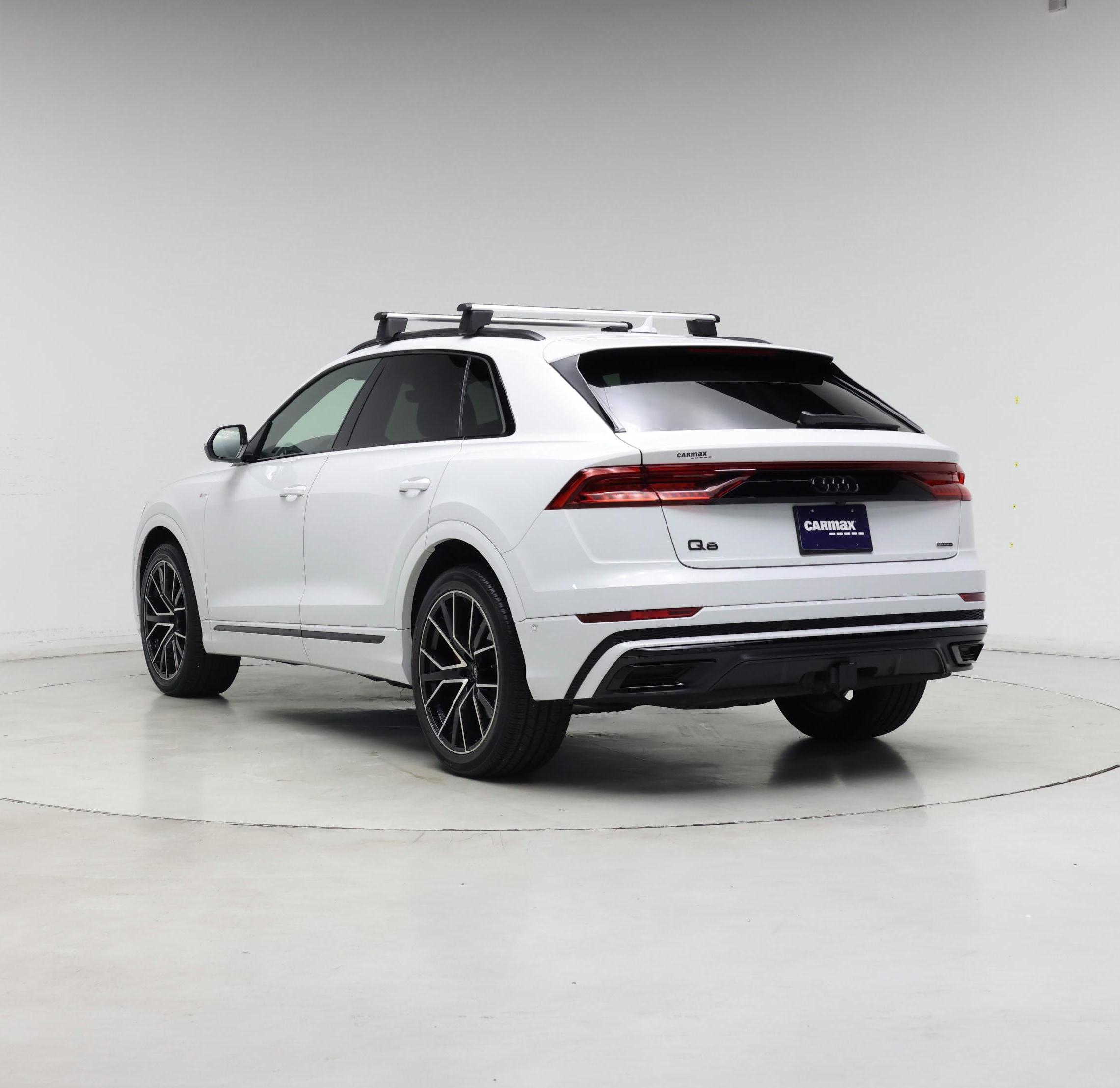 Thumbnail: 2021 Audi Q8 - 2