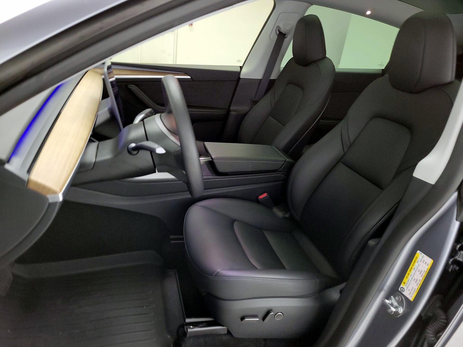 Thumbnail: 2025 Tesla Model Y - 11